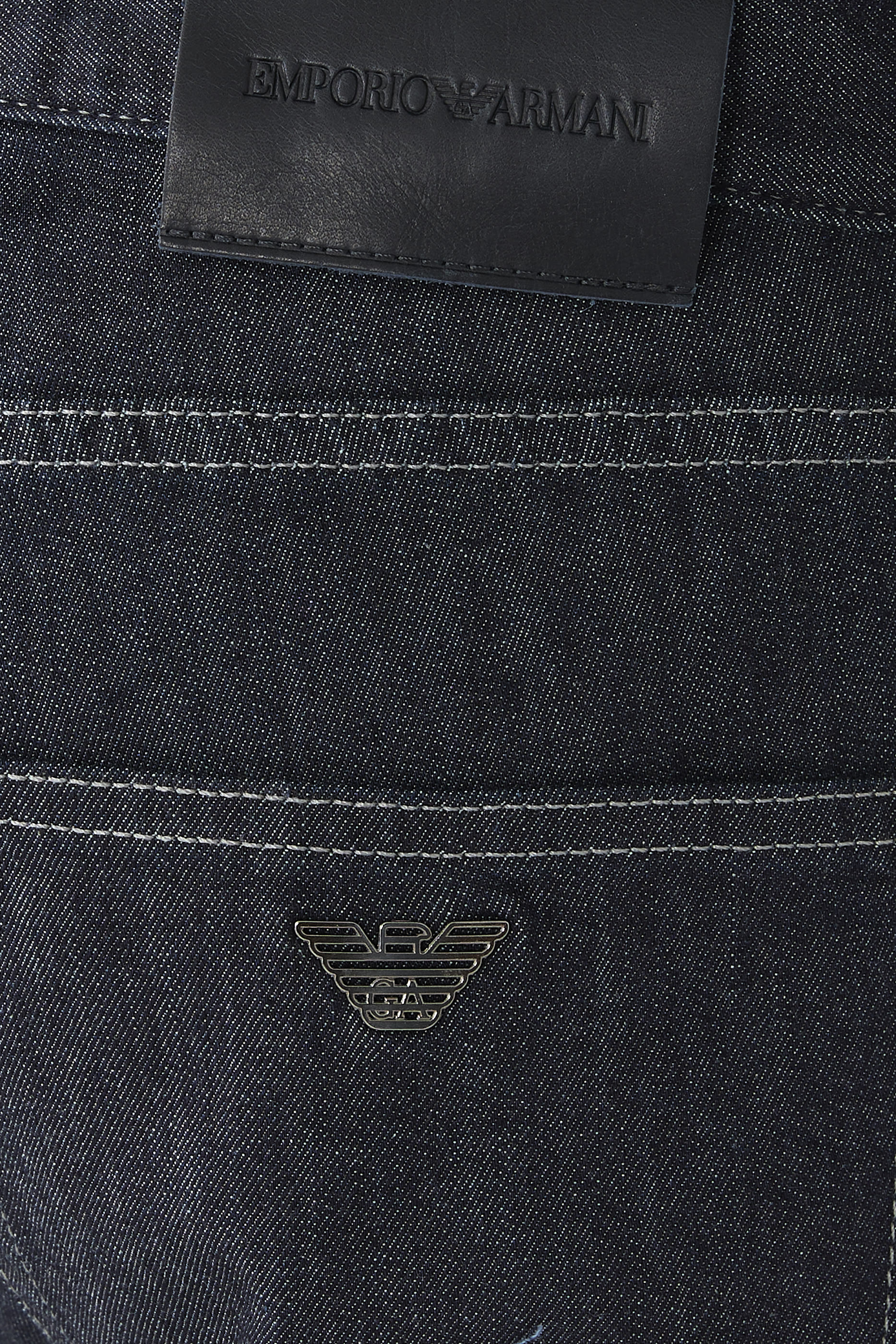 بنطال دنيم بقصة مستقيمة