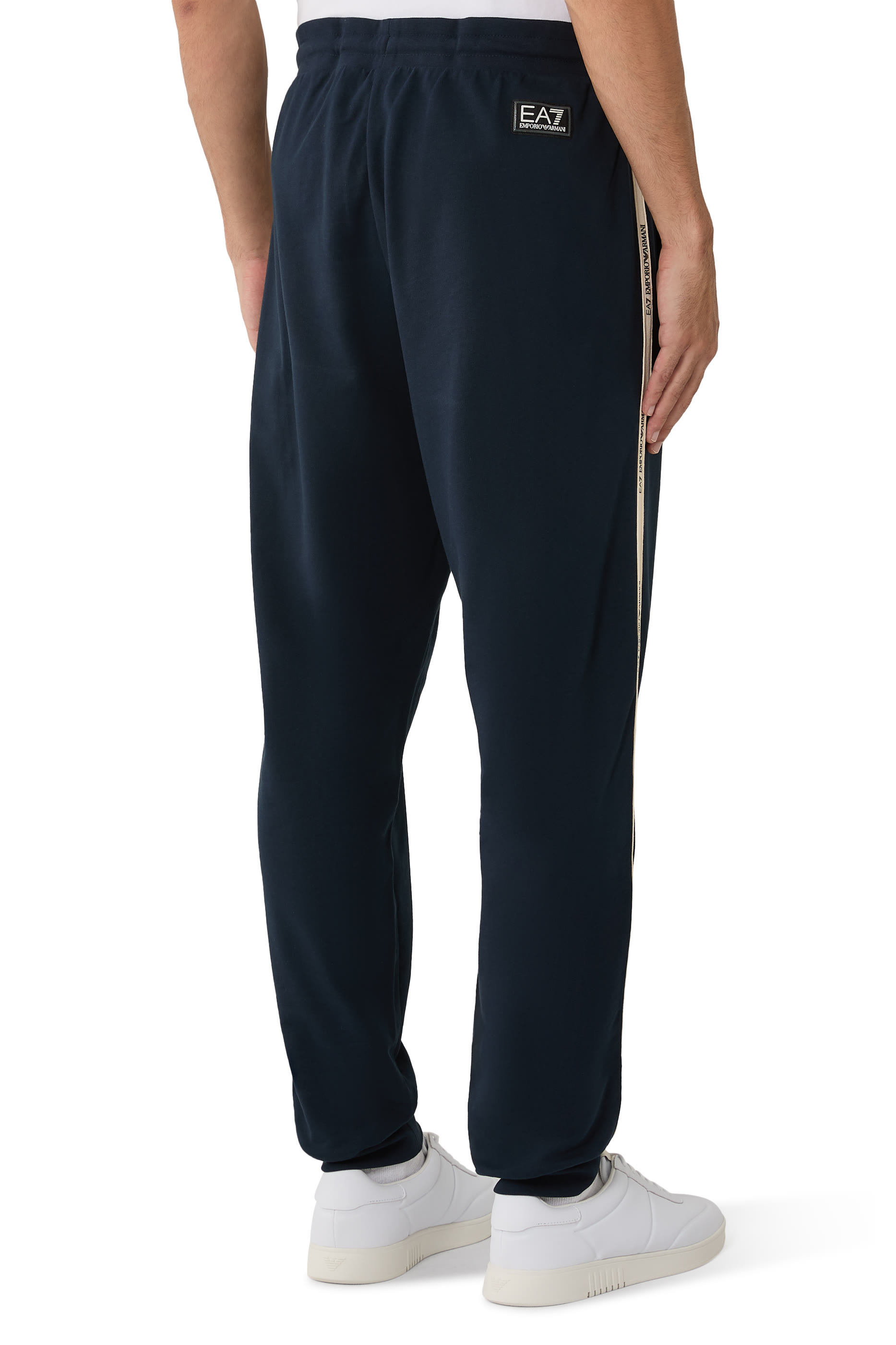 بنطال بشريط شعار الماركة