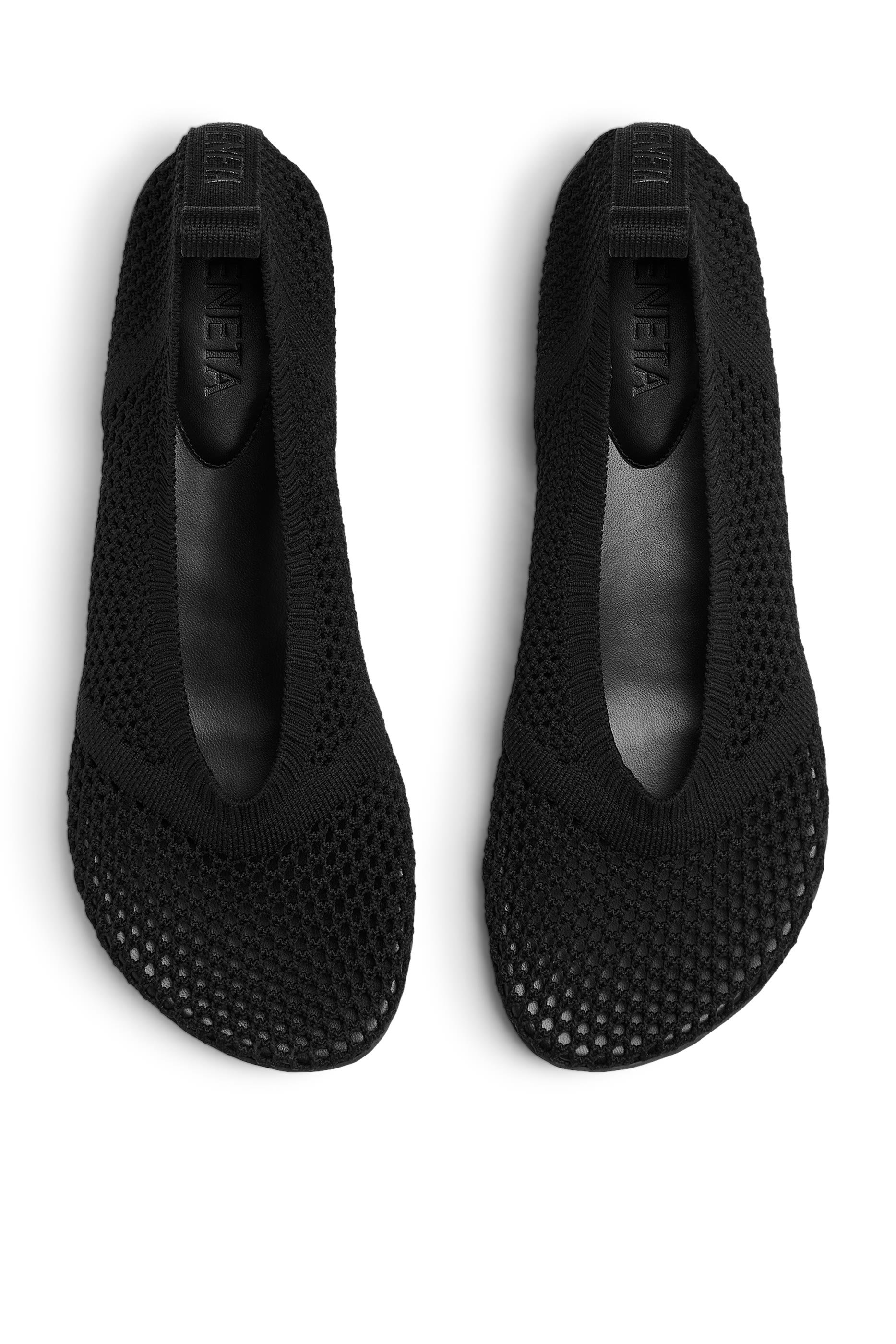 حذاء باليرينا اتوميك بكعب مسطح قماش شبكي