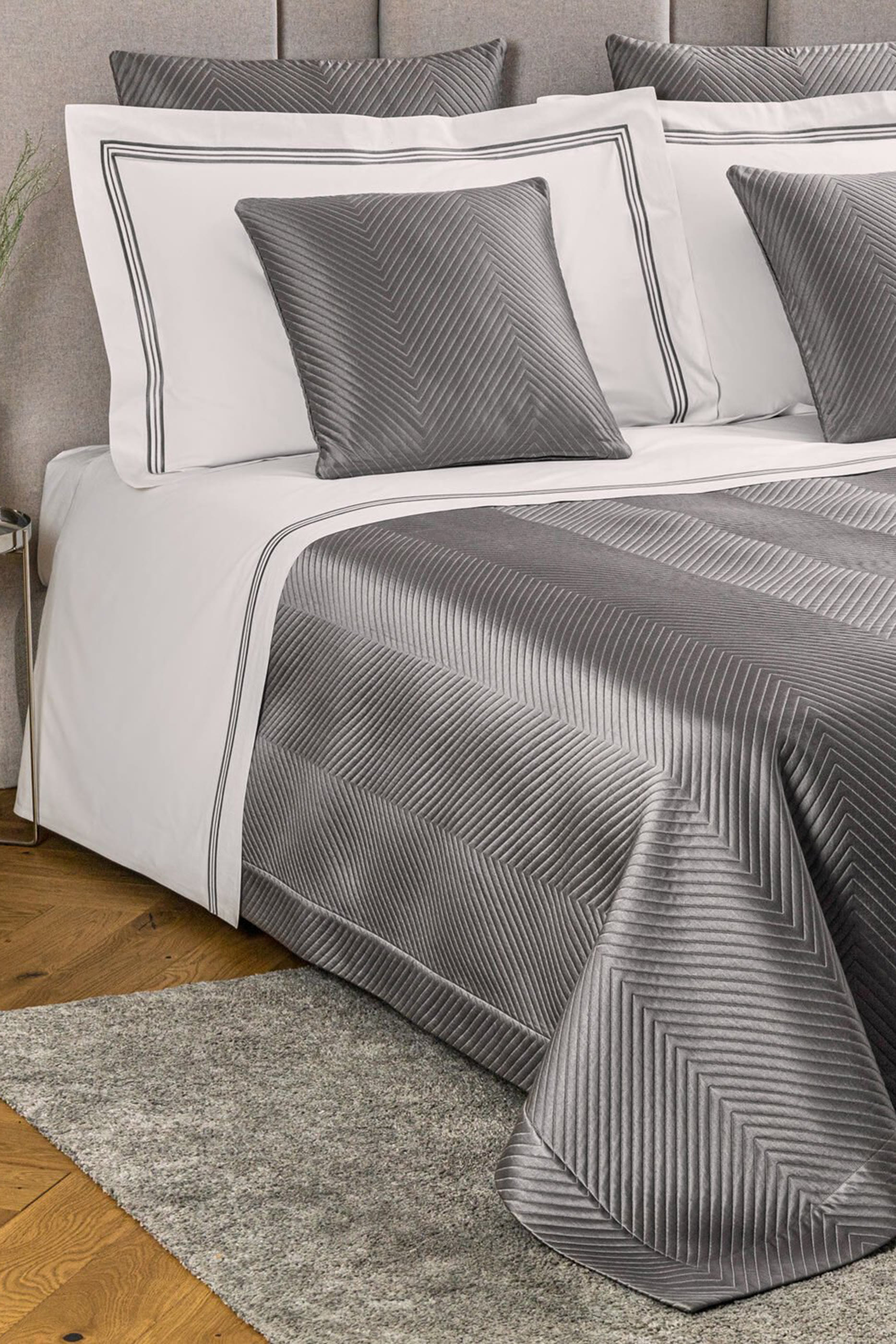 غطاء وسادة لاكجري بنقشة هيرنغ بون