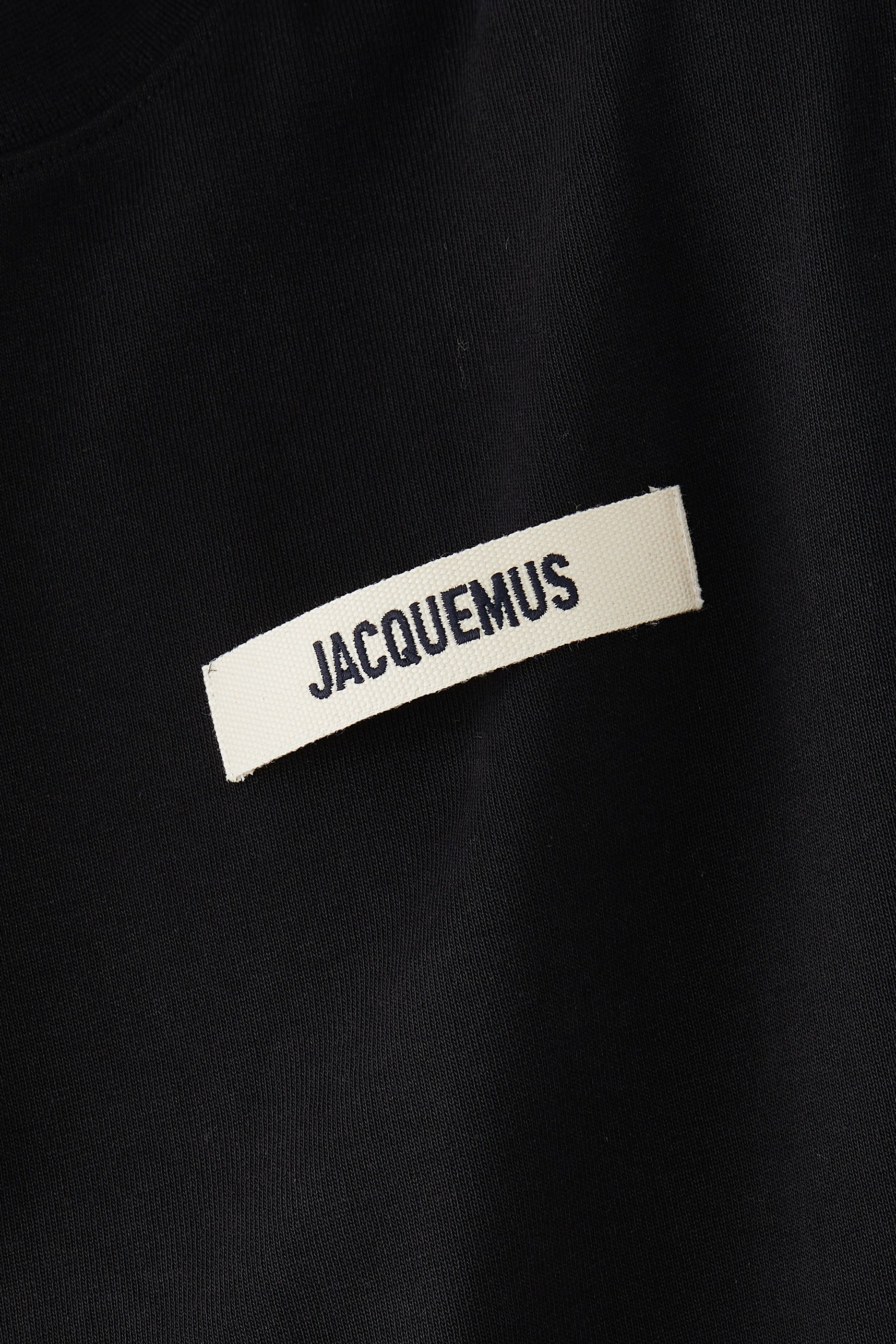 تيشيرت بارز الملمس