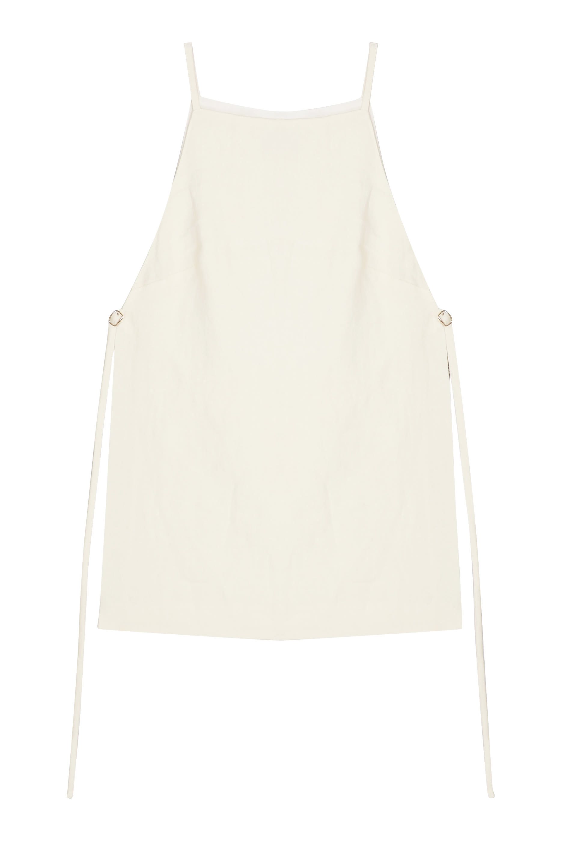 بلوزة بتفاصيل حزام جانبية