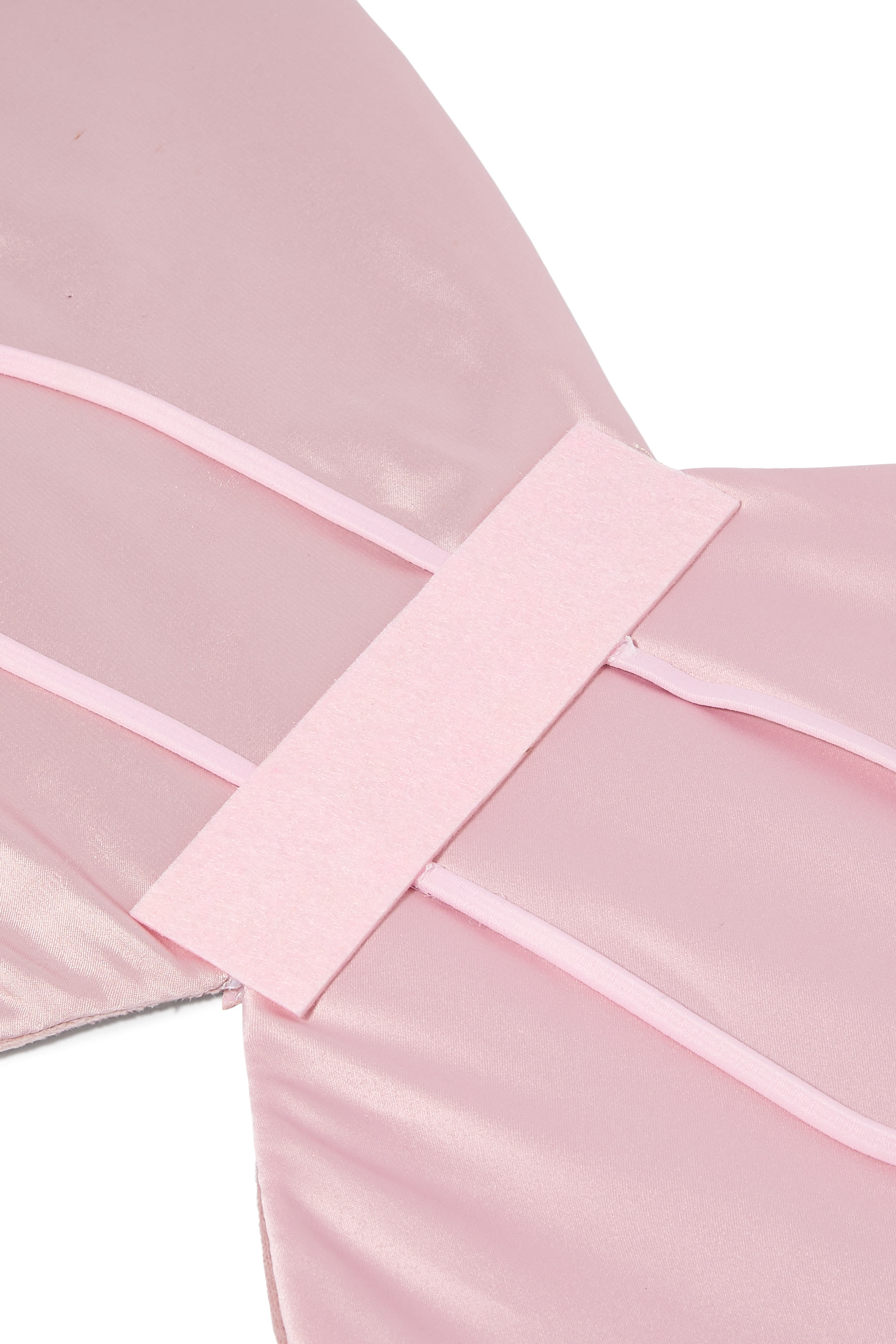 أجنحة إيميلينا للأطفال