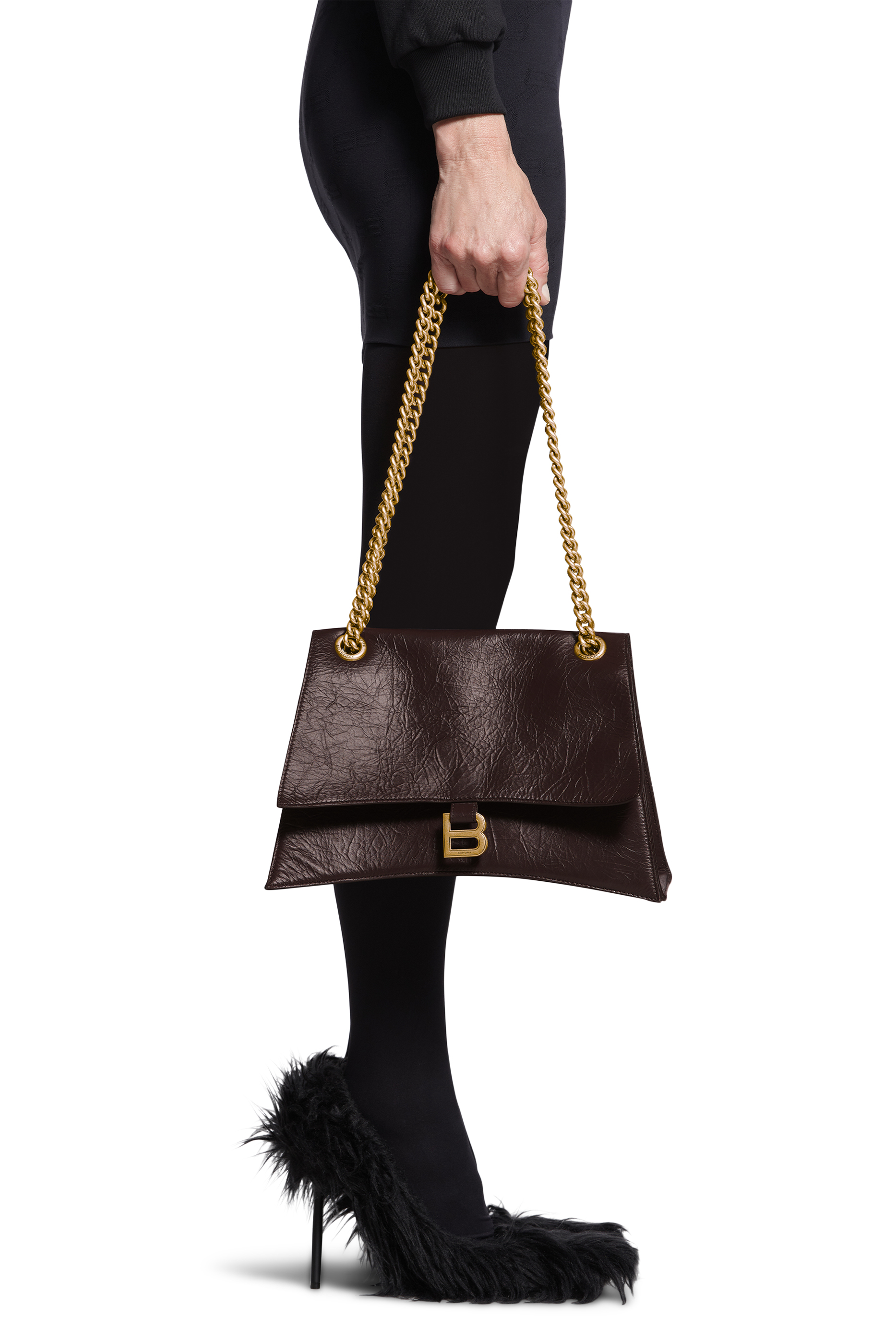 حقيبة كراش متوسطة بسلسلة