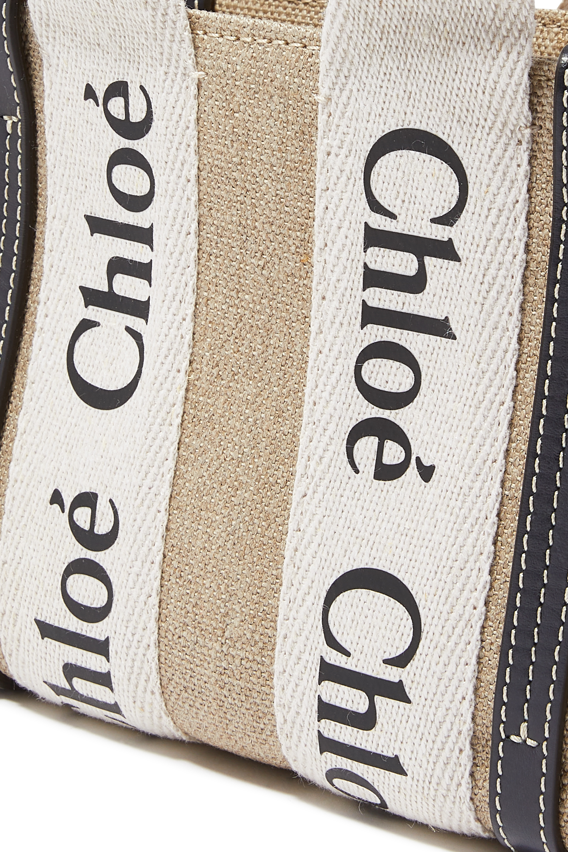 حقيبة يد وودي صغيرة