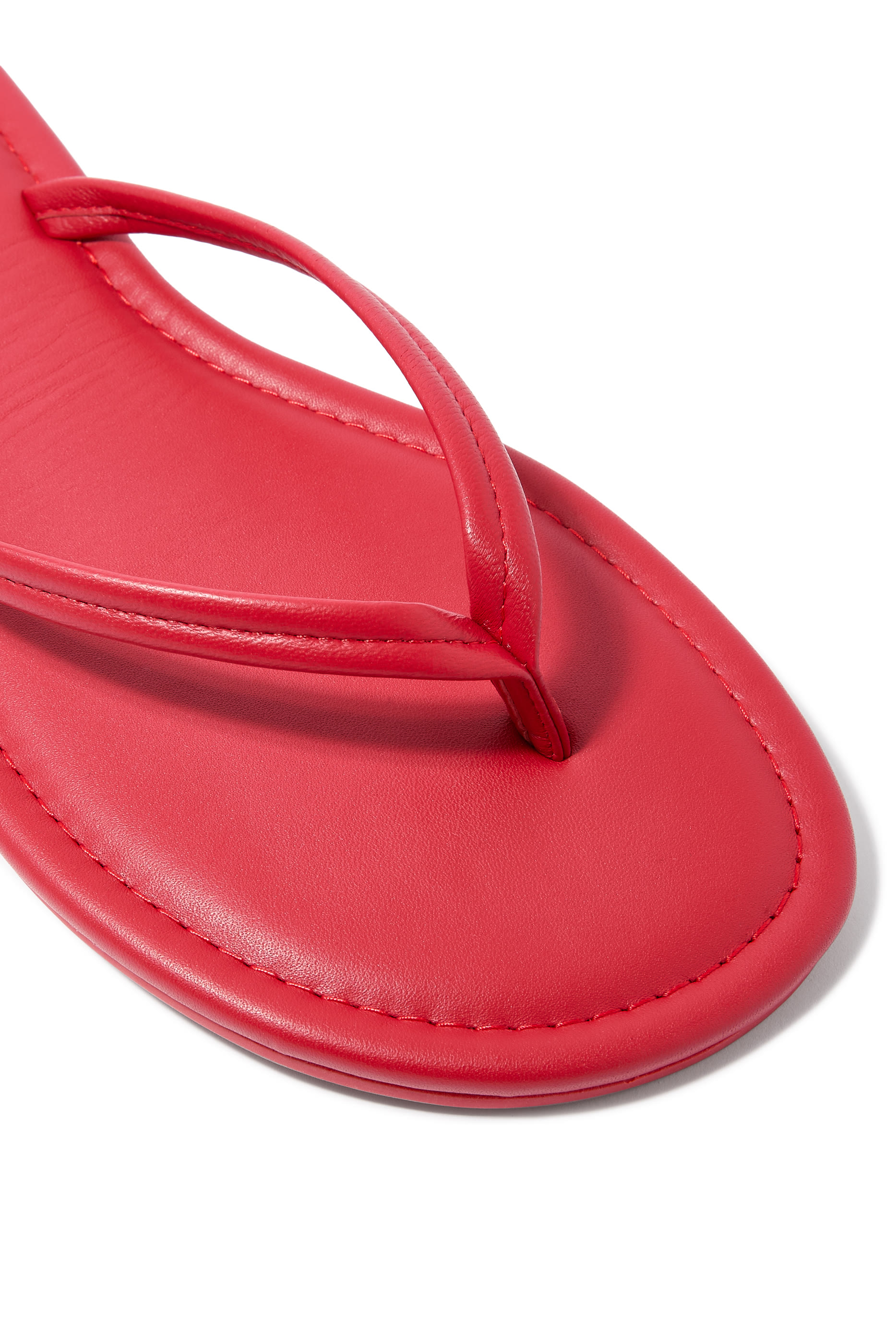 حذاء مفتوح بتفاصيل ثونغ