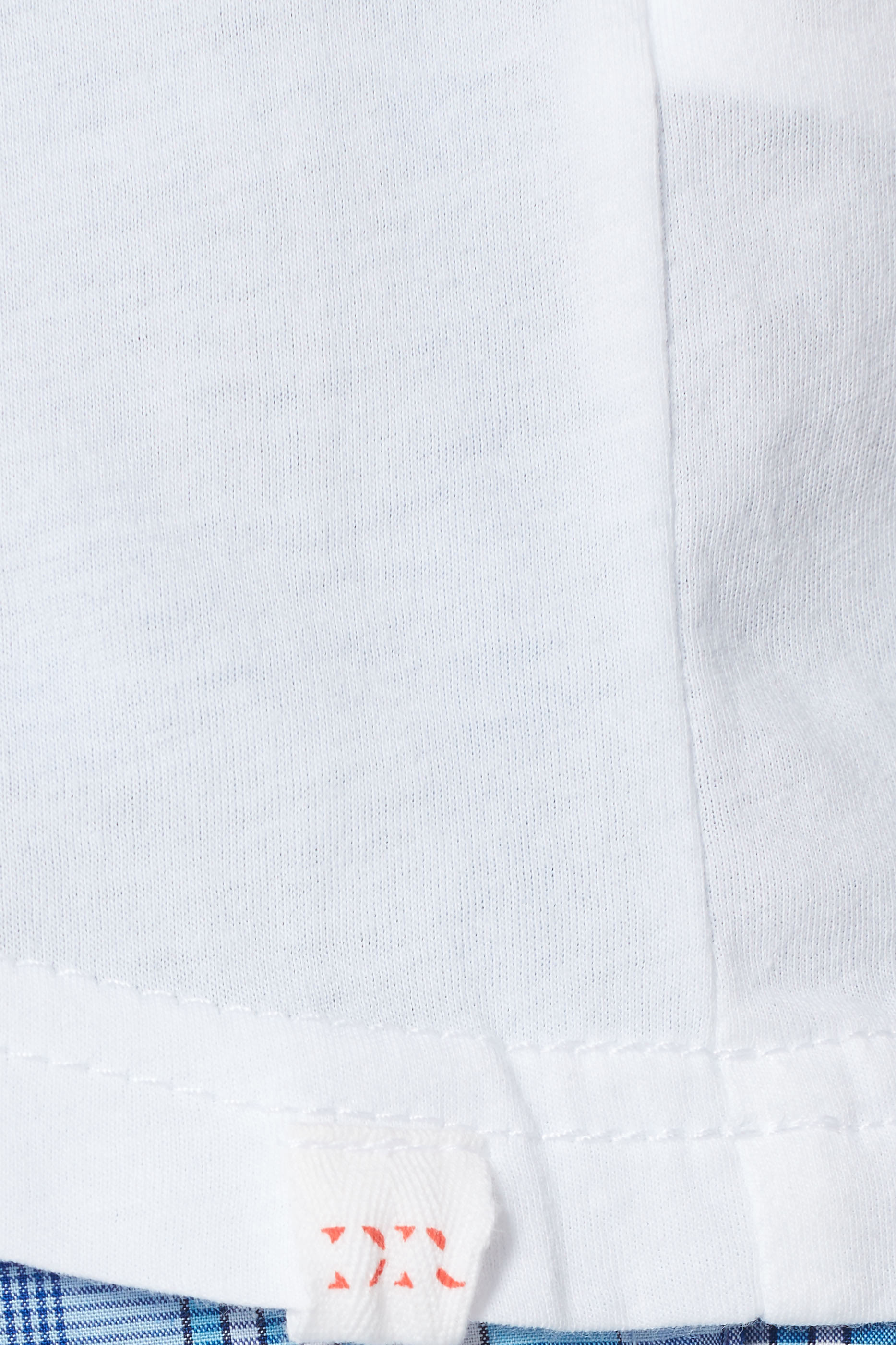 تي شيرت رايلي بفتحة رقبة V