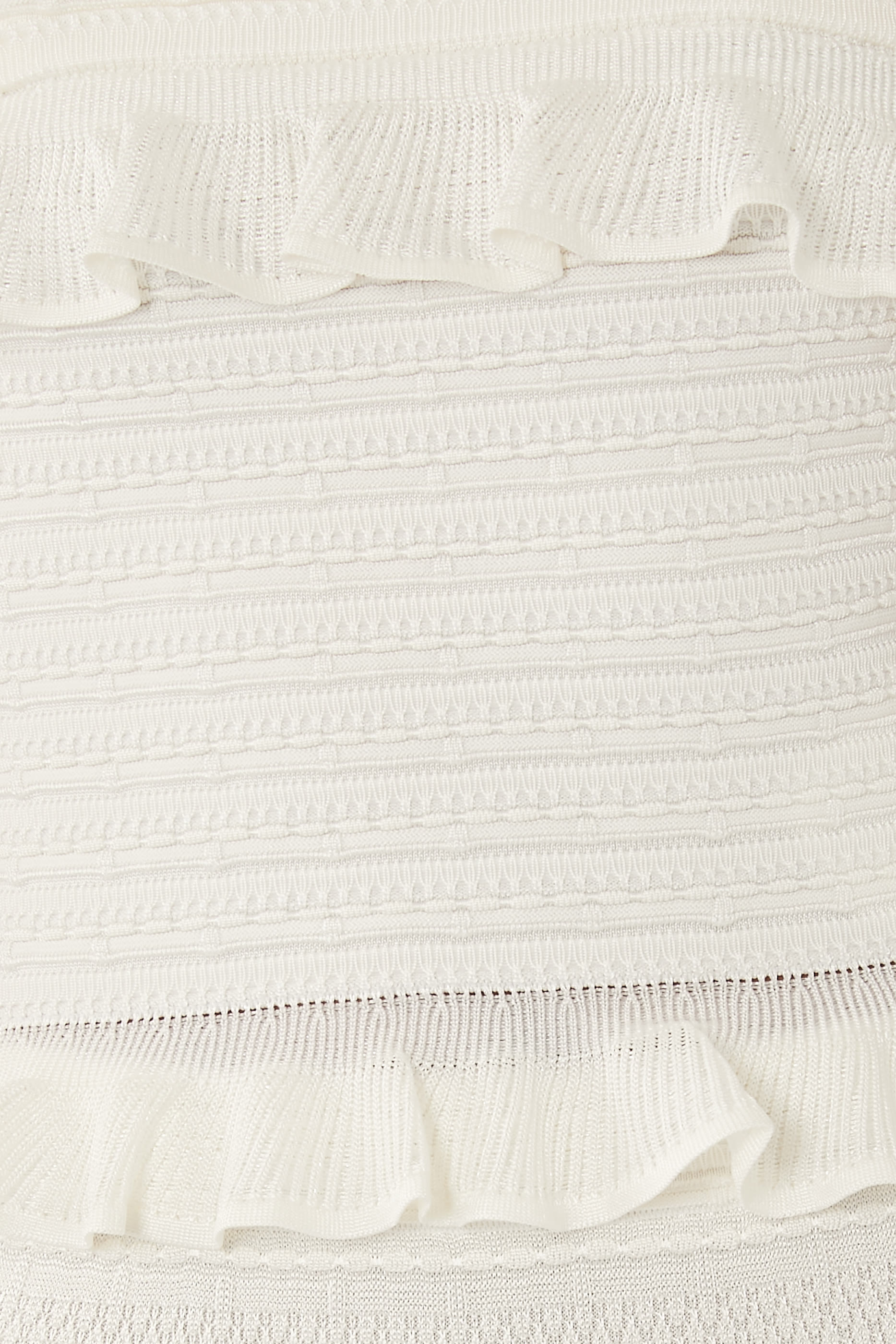 كاميسول لونا مزين بدانتيل وكشكش