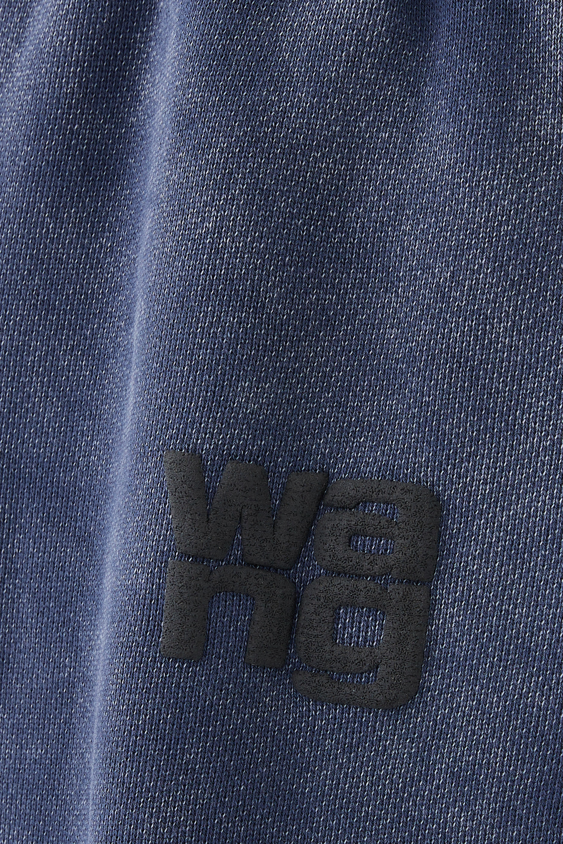 بنطال رياضي بشعار الماركة بتصميم منفوخ