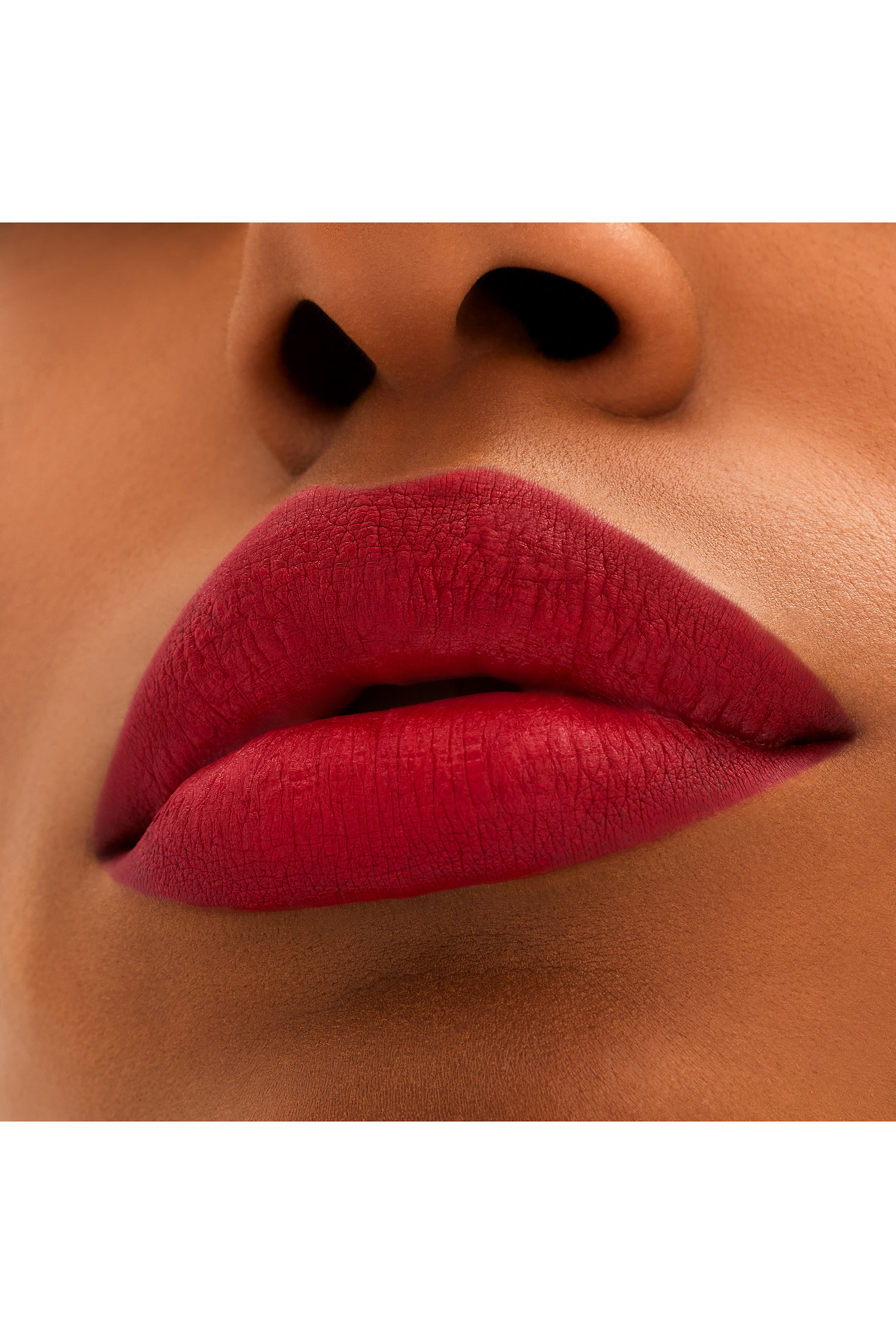 أحمر شفاه لوكت كيس يدوم 24 ساعة