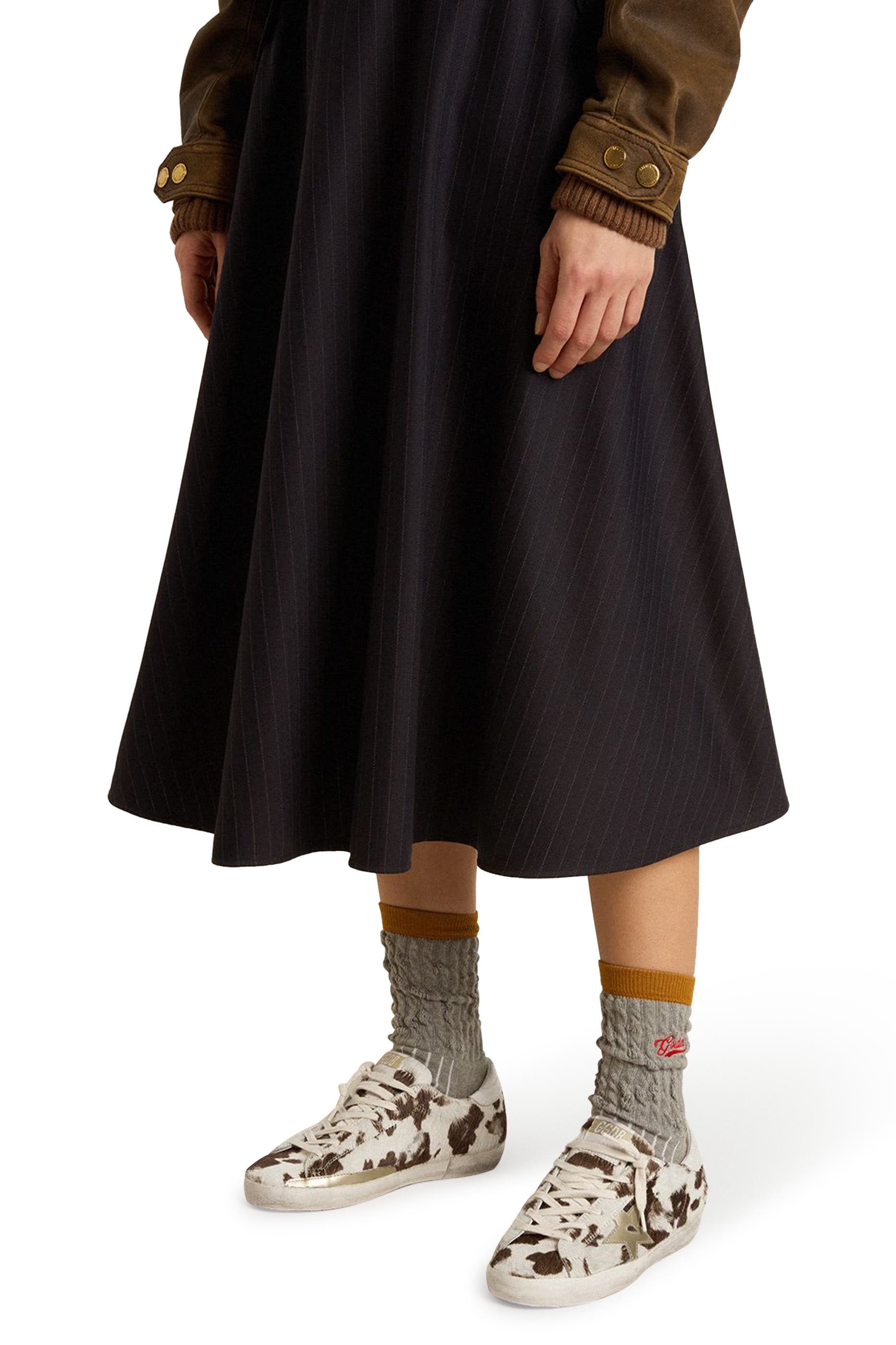 سنيكرز سوبر ستار هورسي بنقشة جلد البقر