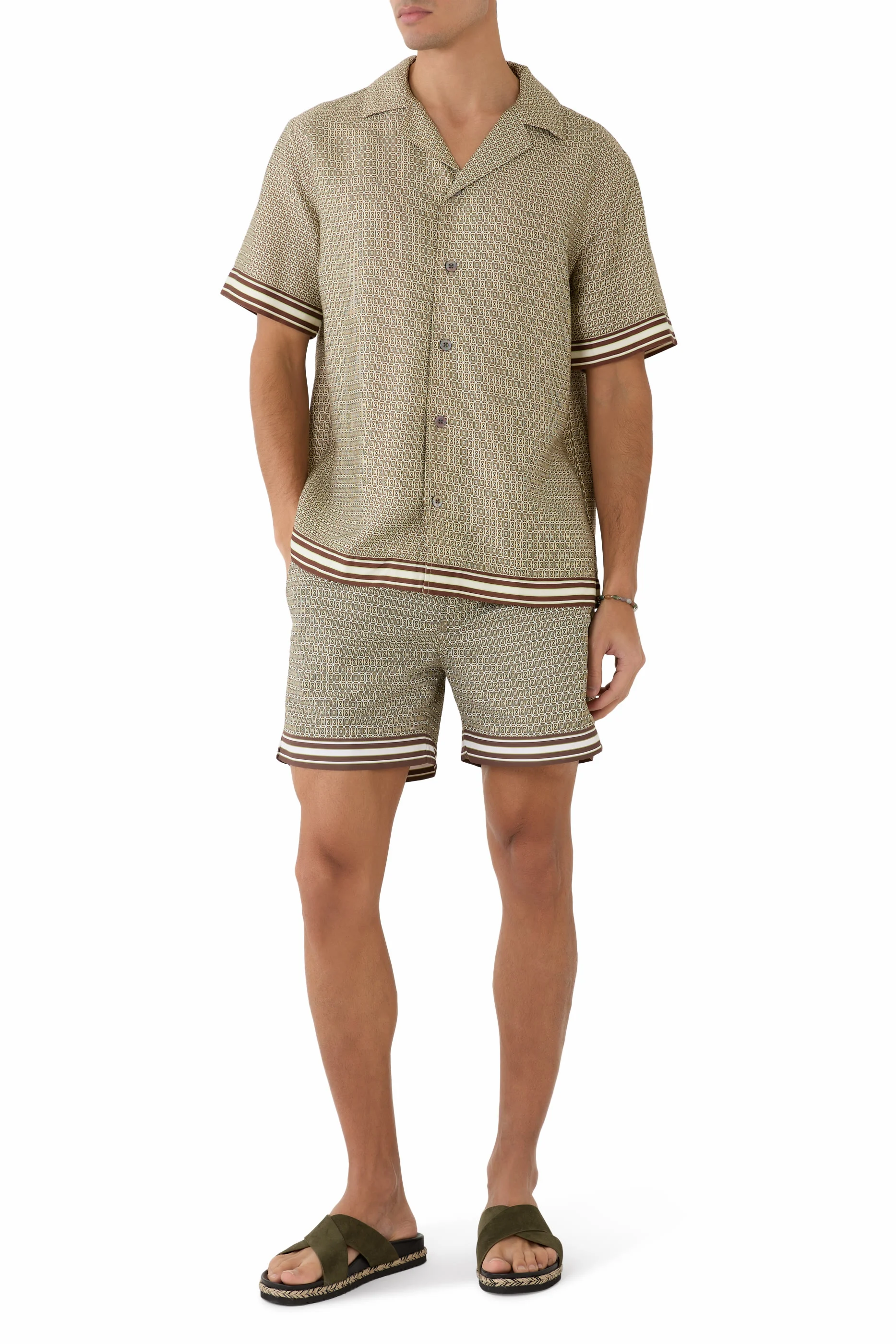 شورت سباحة لوسينا بقصة عادية ونقشة