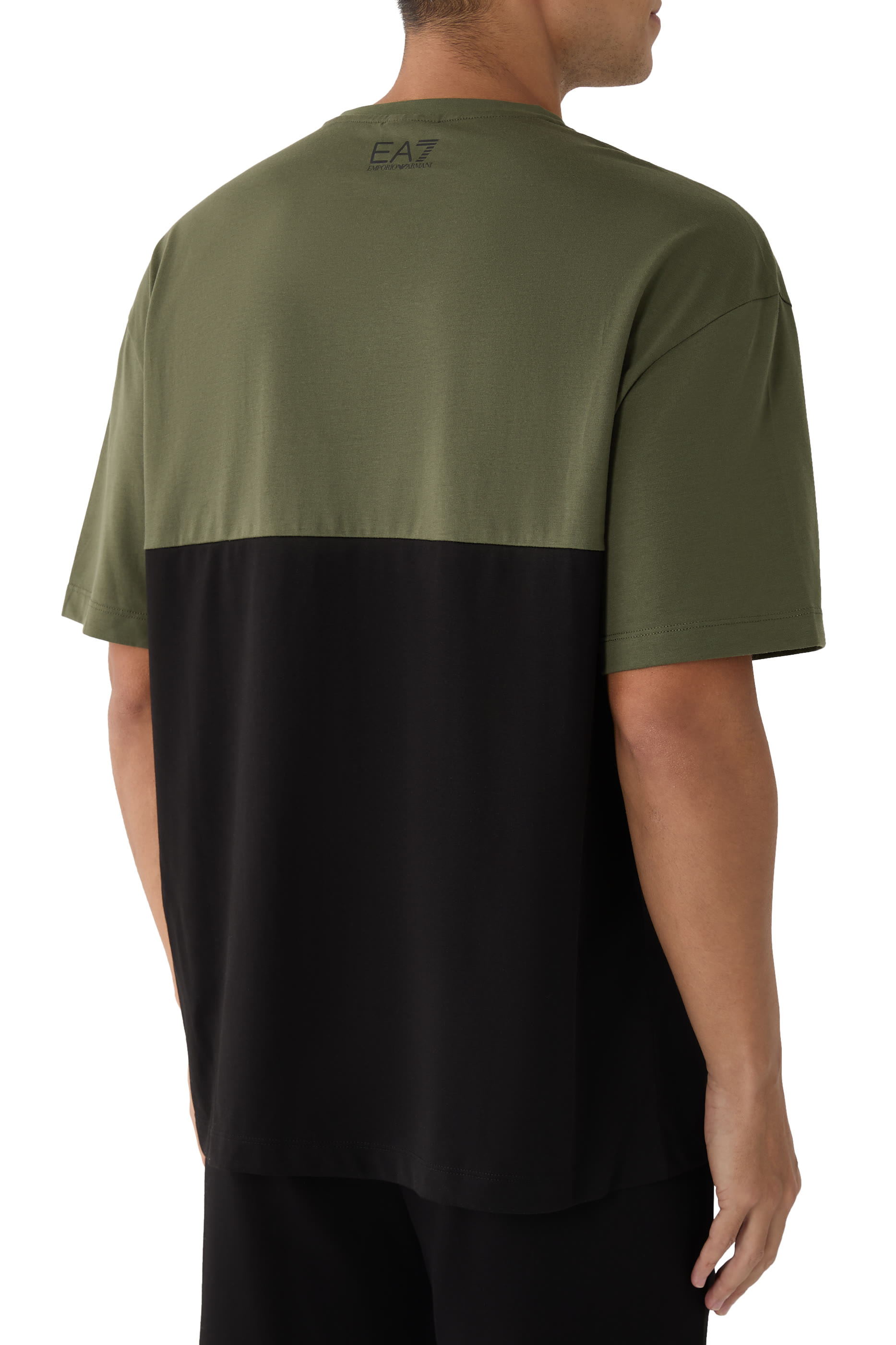 تيشيرت رياضي بشعار الماركة قطن