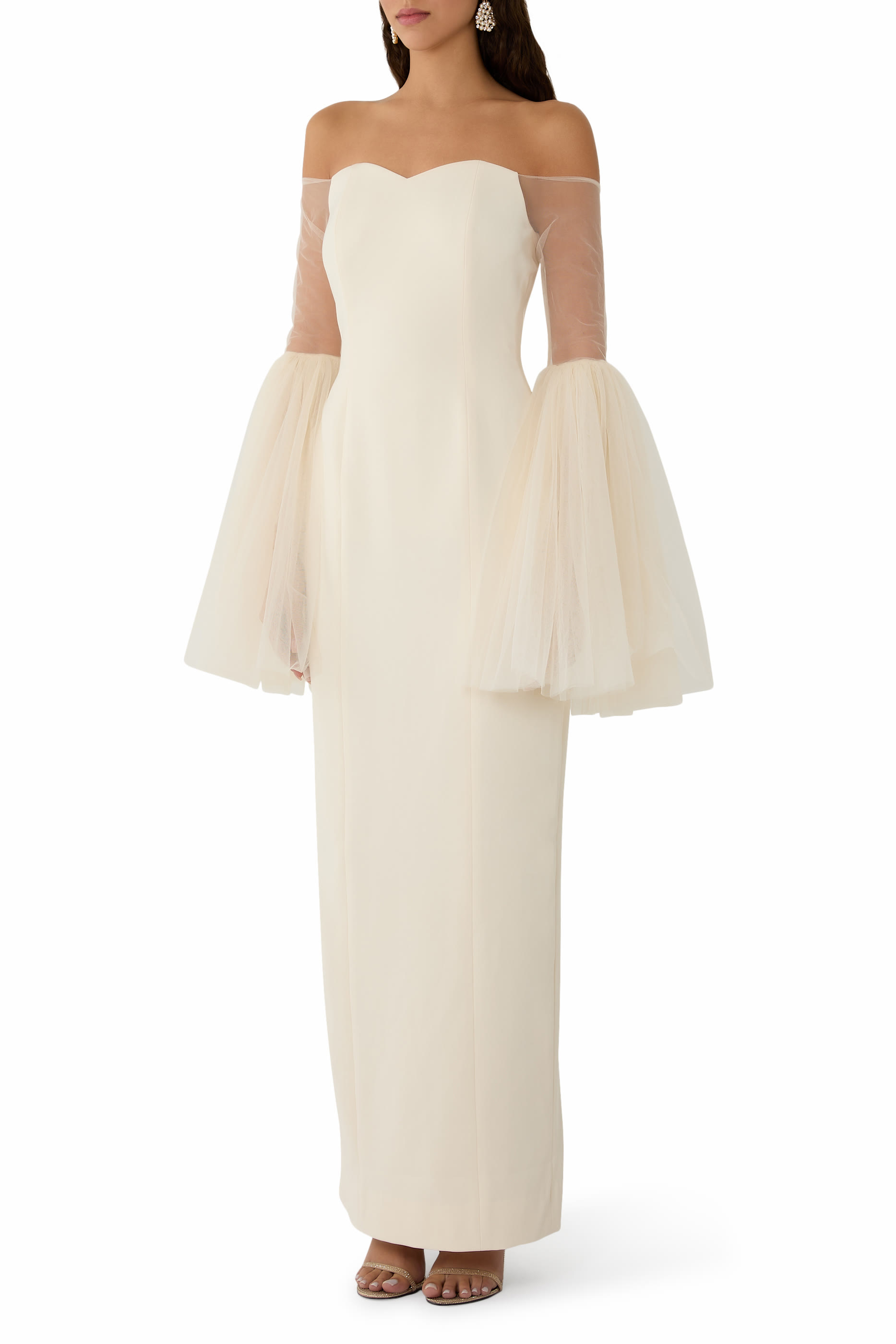 فستان سهرة بأكتاف مكشوفة وأكمام إيلوجن