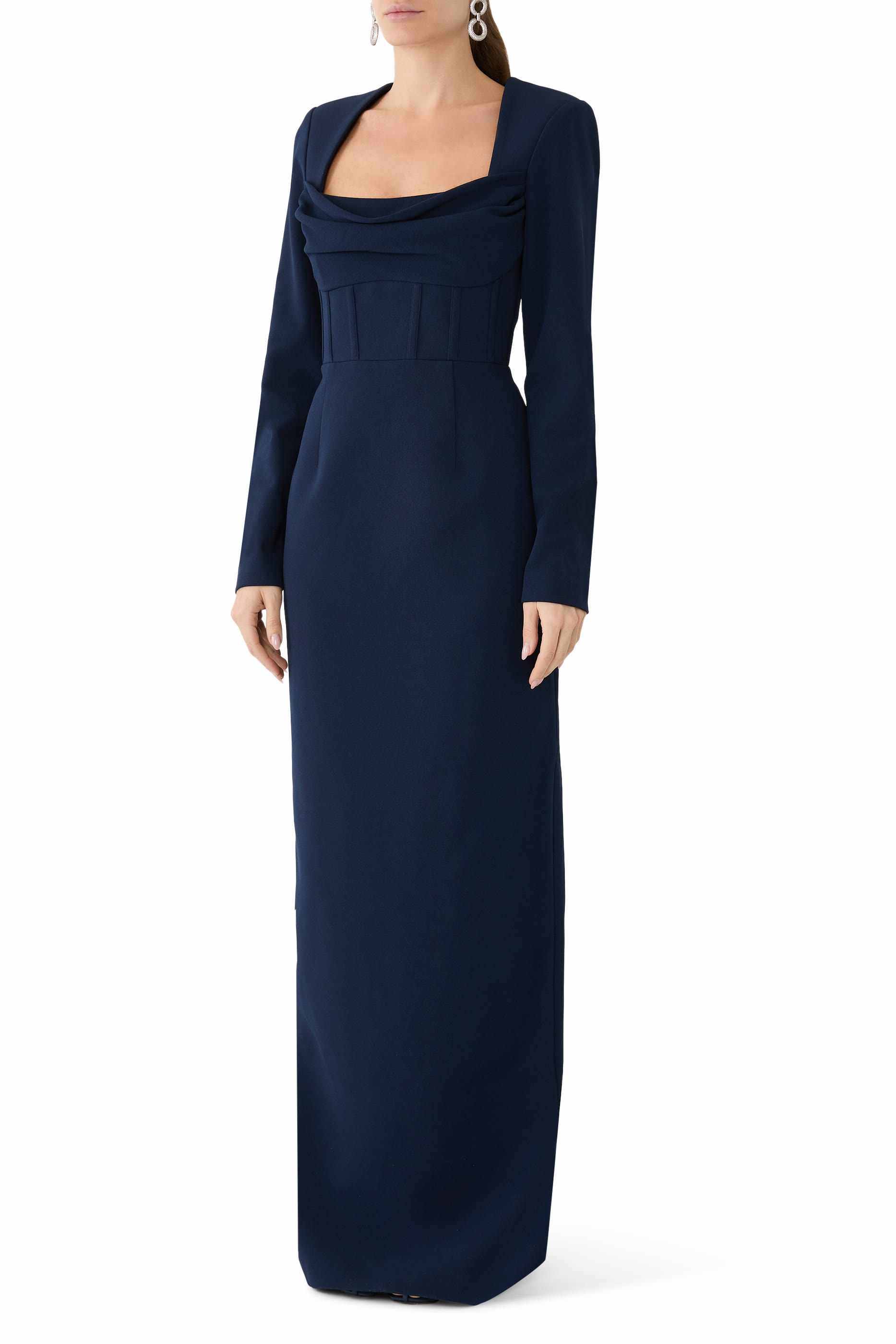 فستان سهرة نيمي