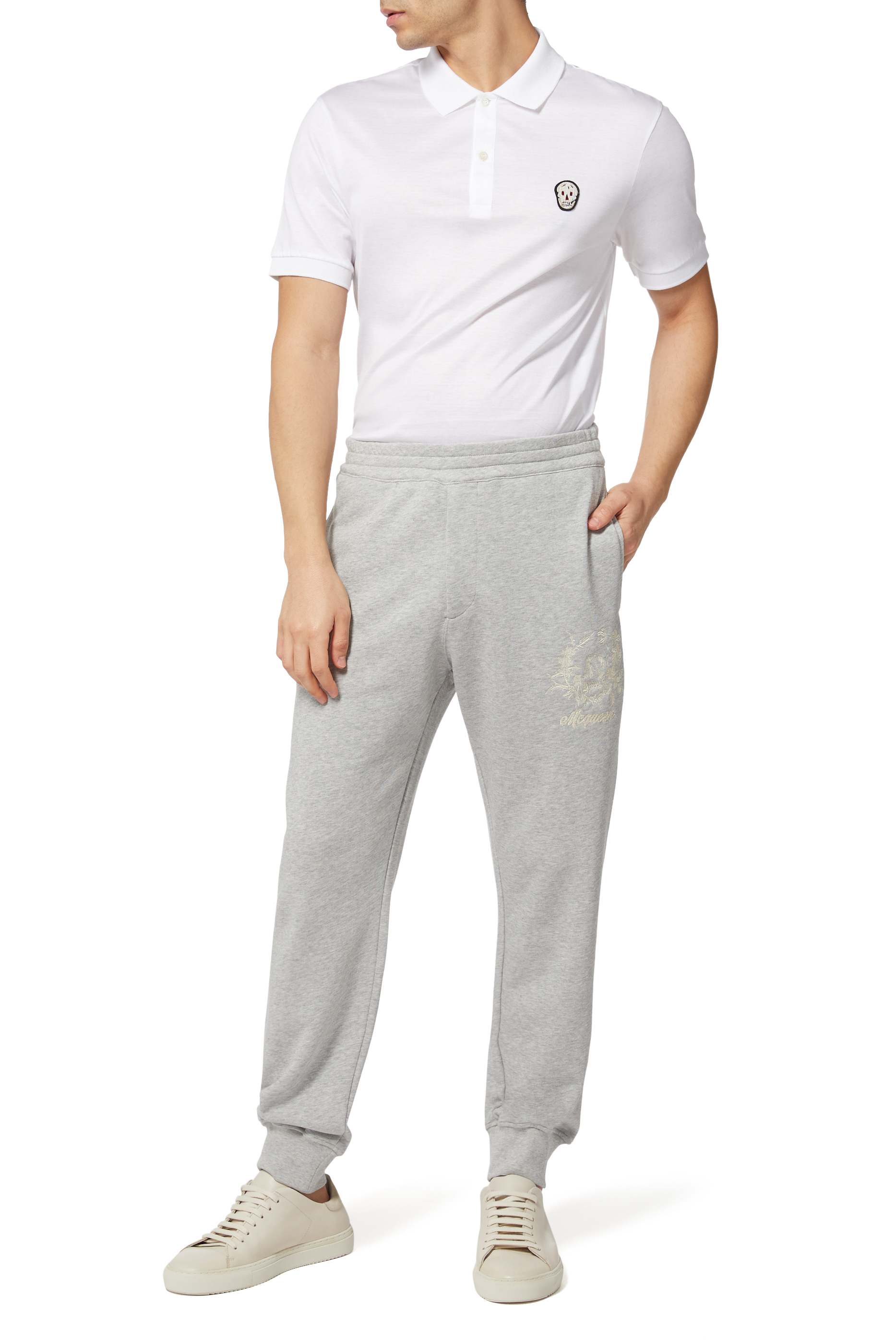 تي شيرت بولو مزين بحياكة