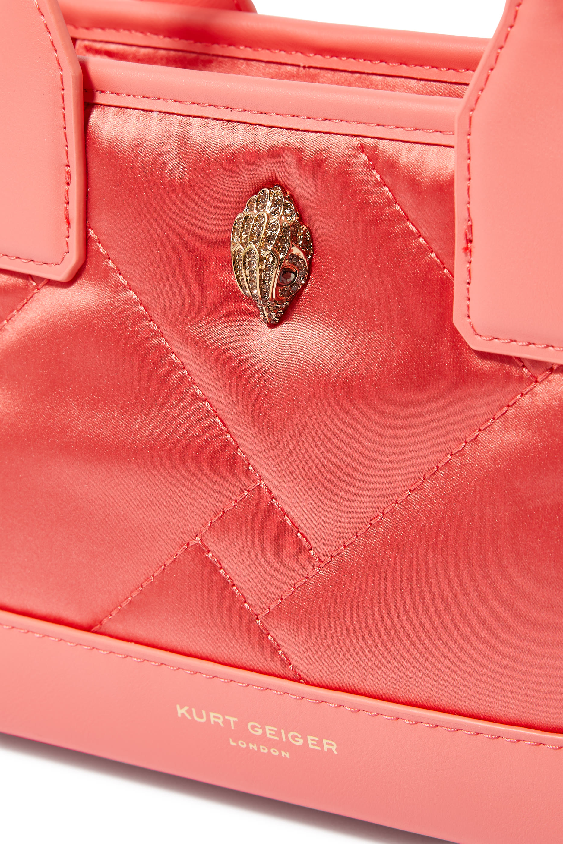 حقيبة يد بتصميم مربع مايكرو نايلون معاد تدويره