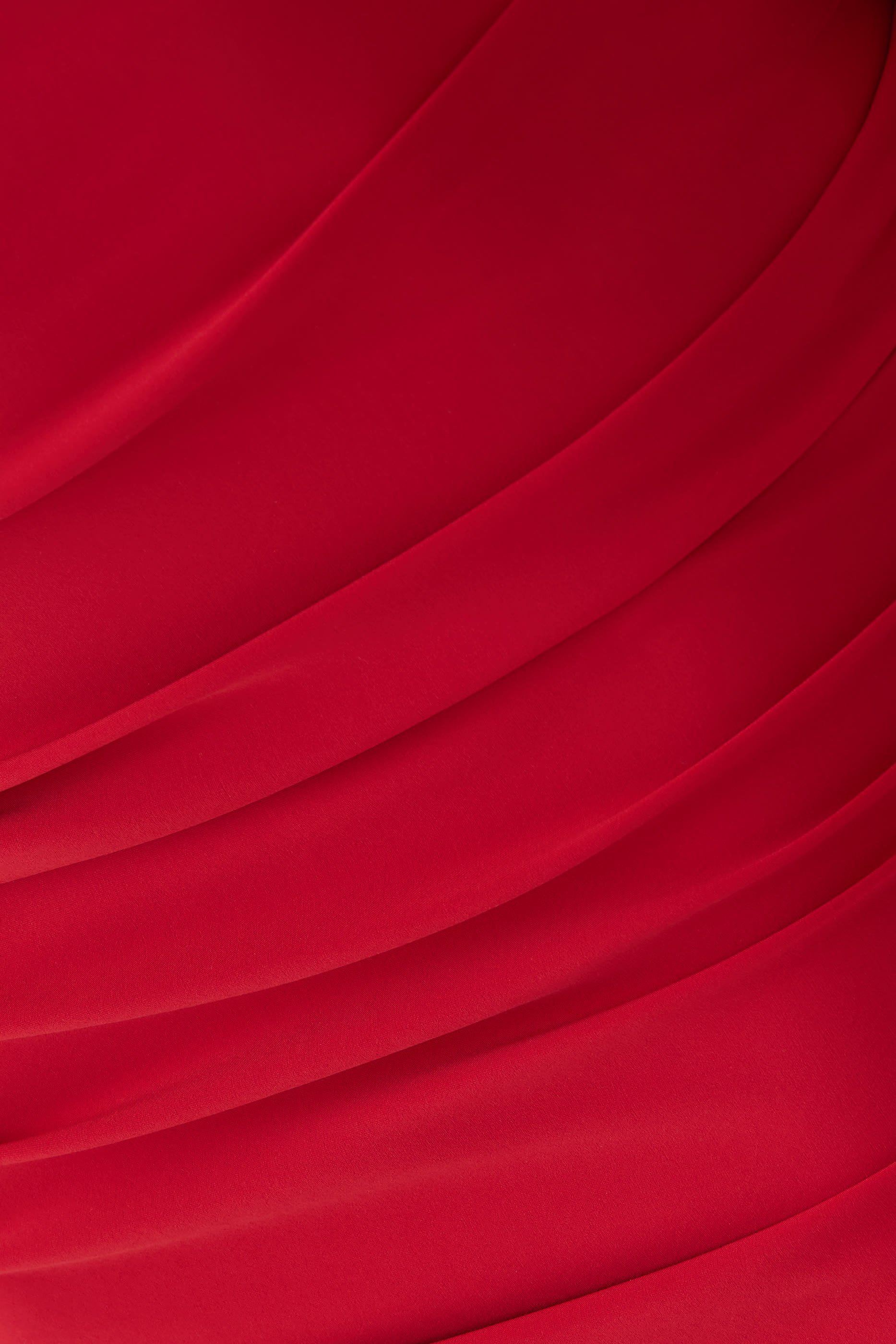 فستان سهرة أوهيري بلا حمالات بكشكش