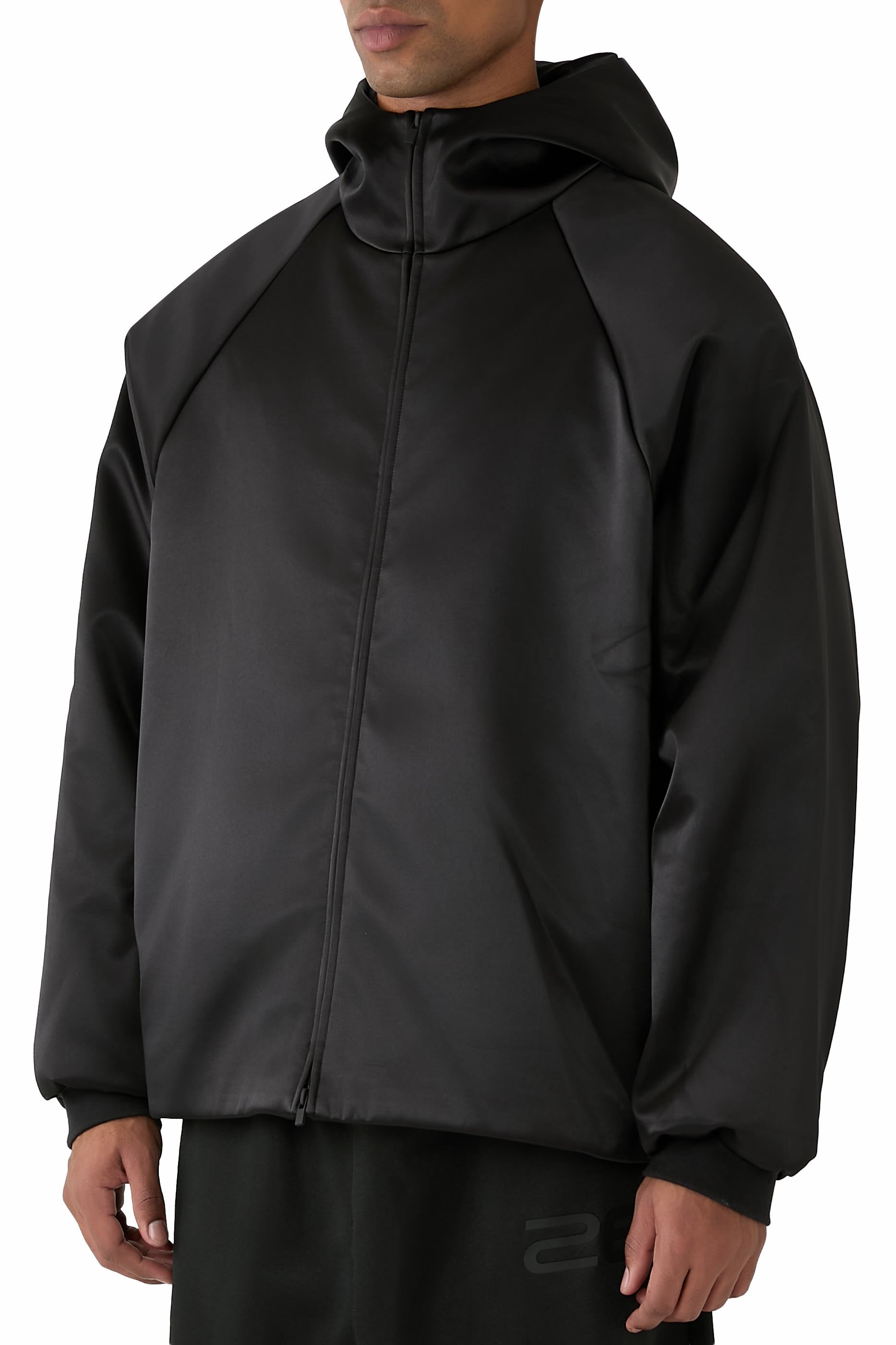 جاكيت بومبر بغطاء للرأس