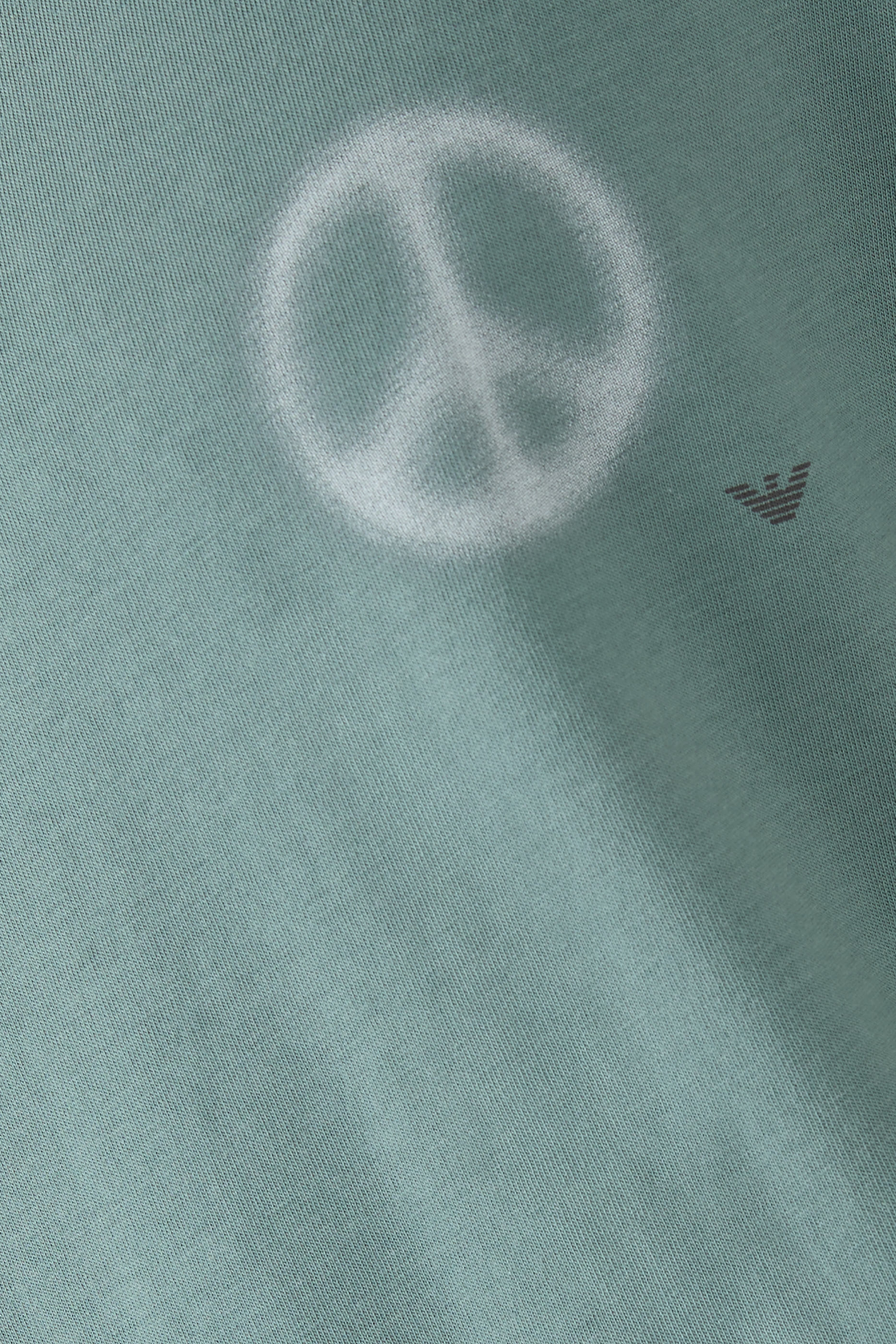 تيشيرت بشعار الماركة قطن