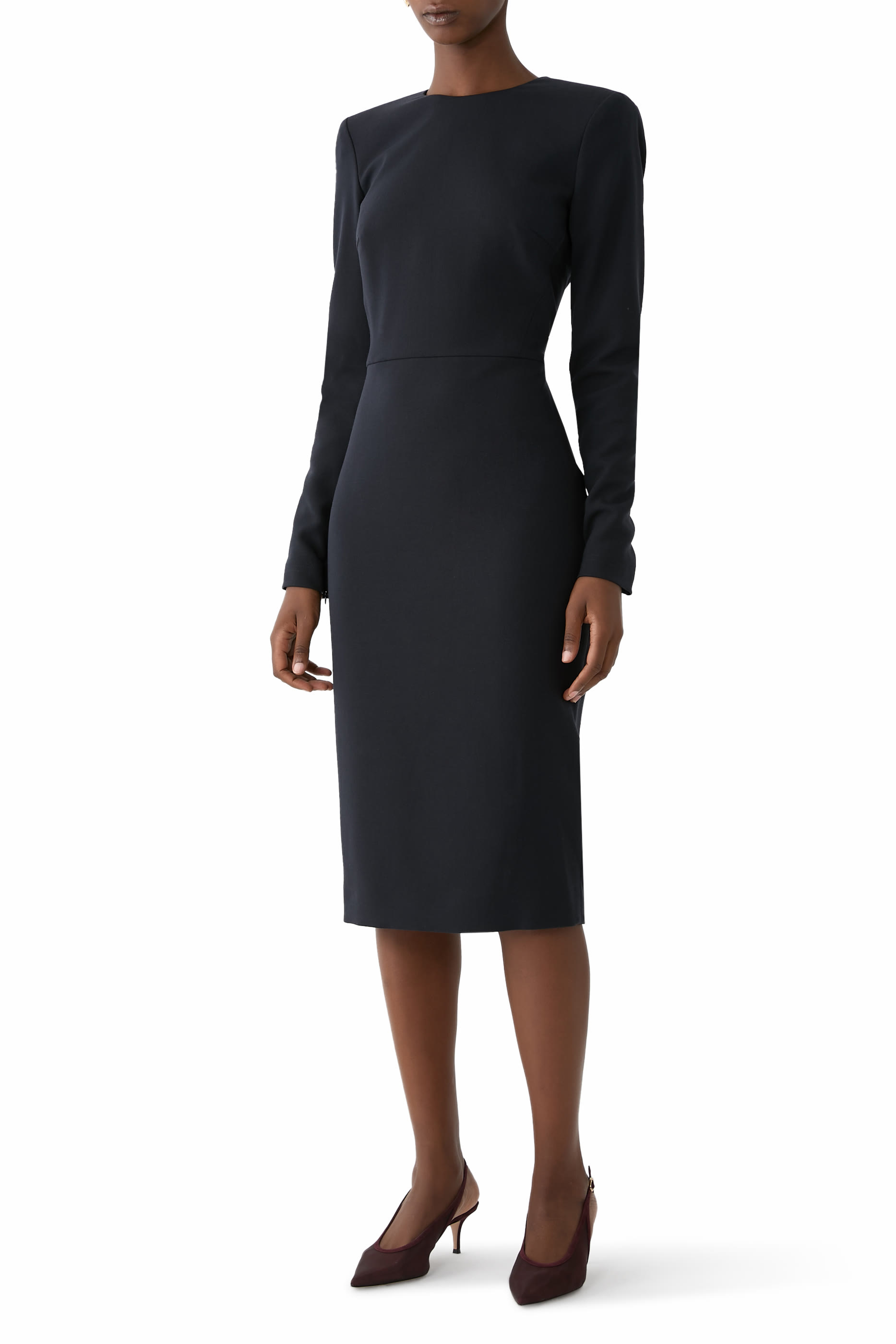 فستان بتصميم تيشيرت بأكمام طويلة وقصة ضيقة 