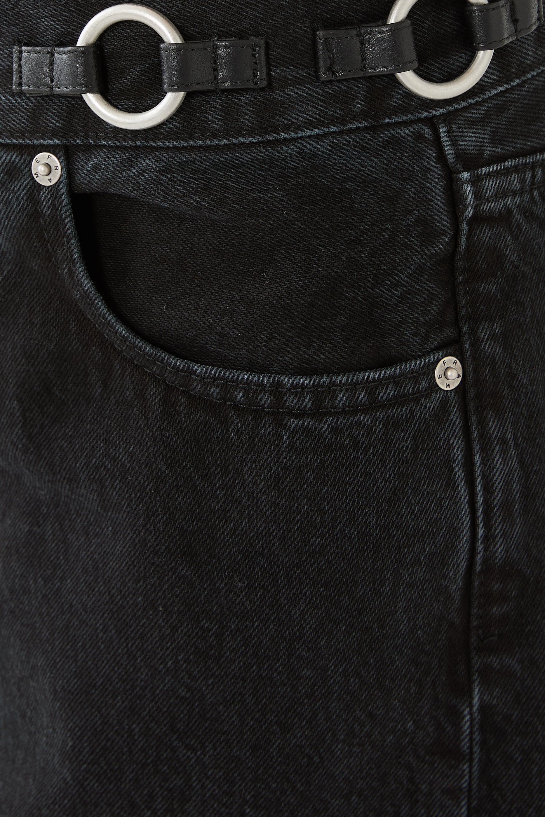 بنطال جينز سترول بحلي بتصميم حرف O