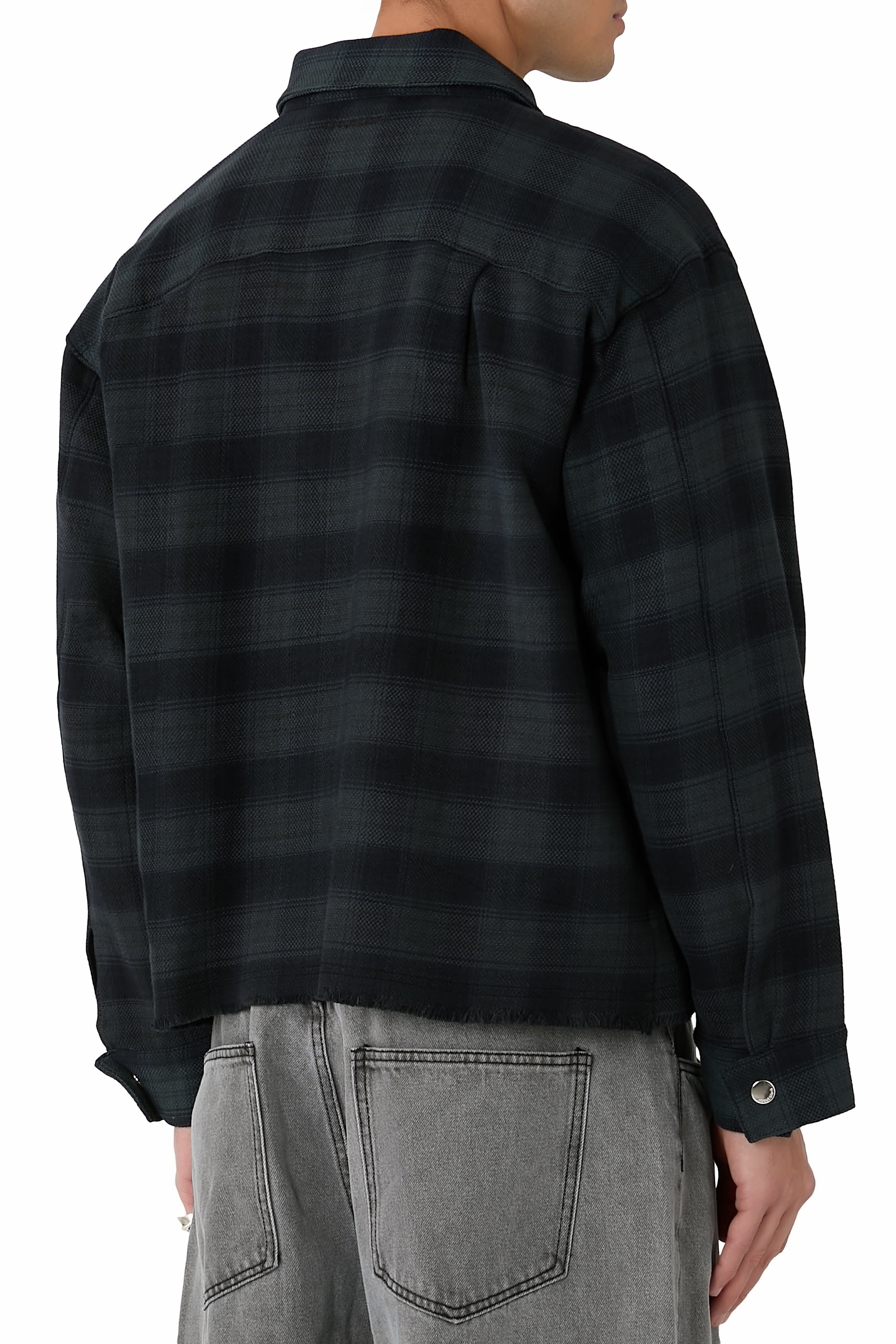 قميص بسحّاب ونقشة مربعات