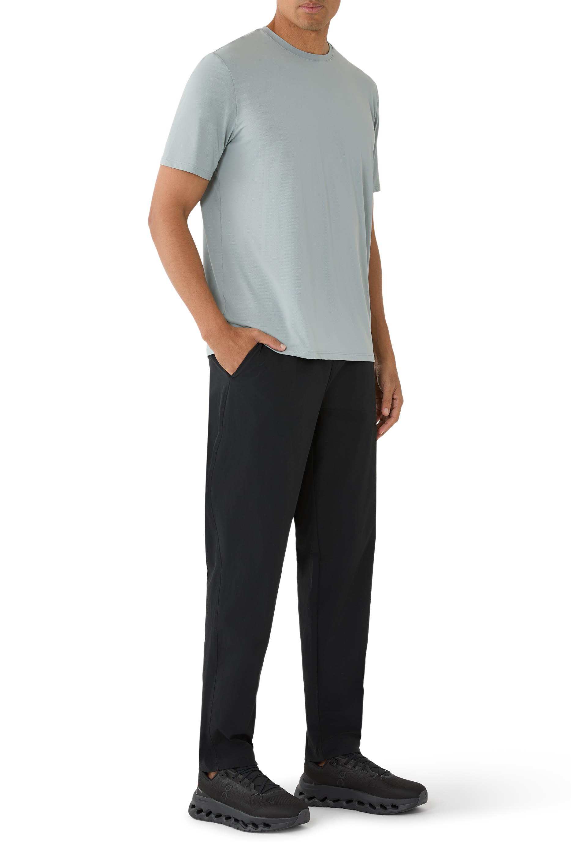 سنيكرز كلاوديت