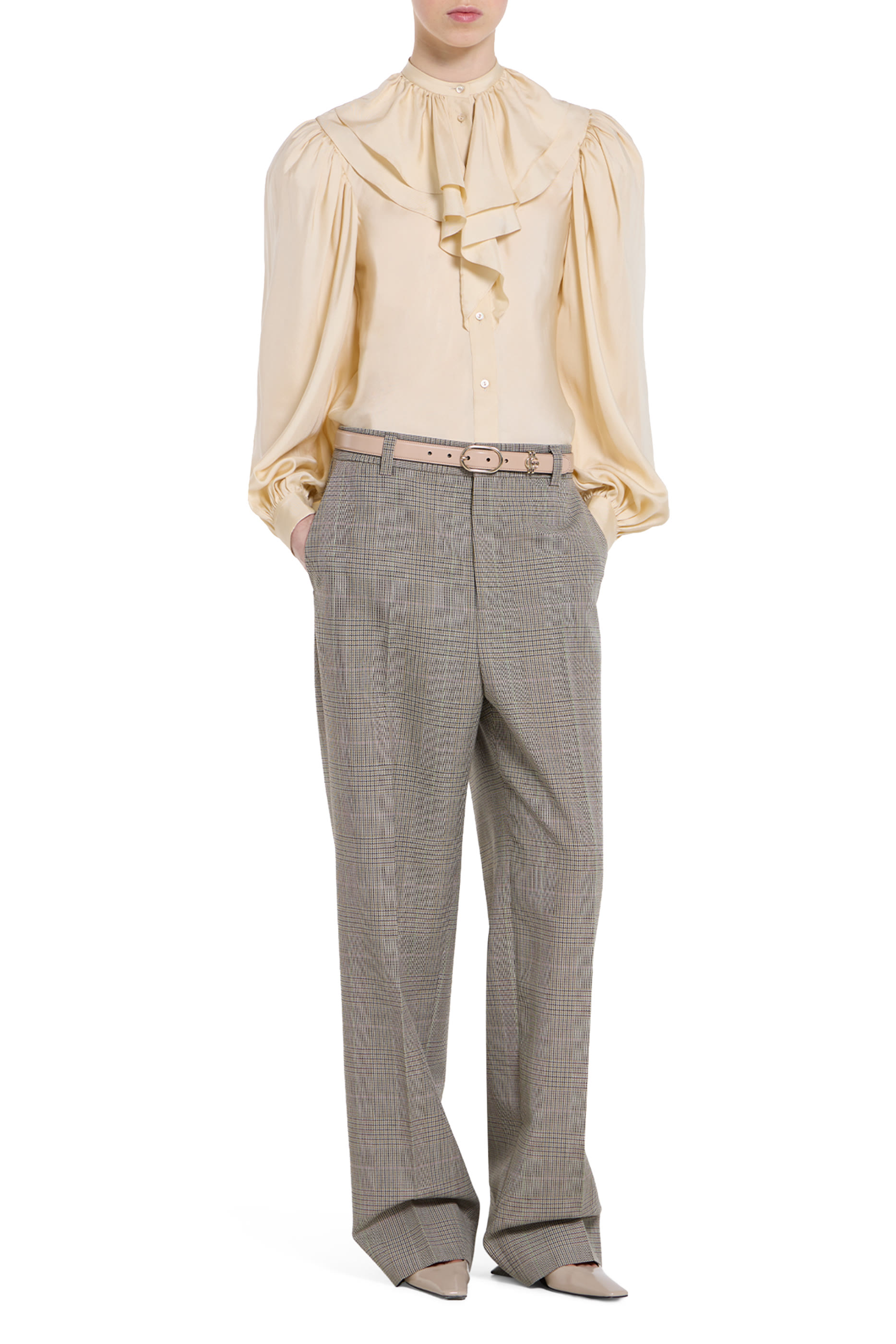 حزام بإبزيم بيضاوي