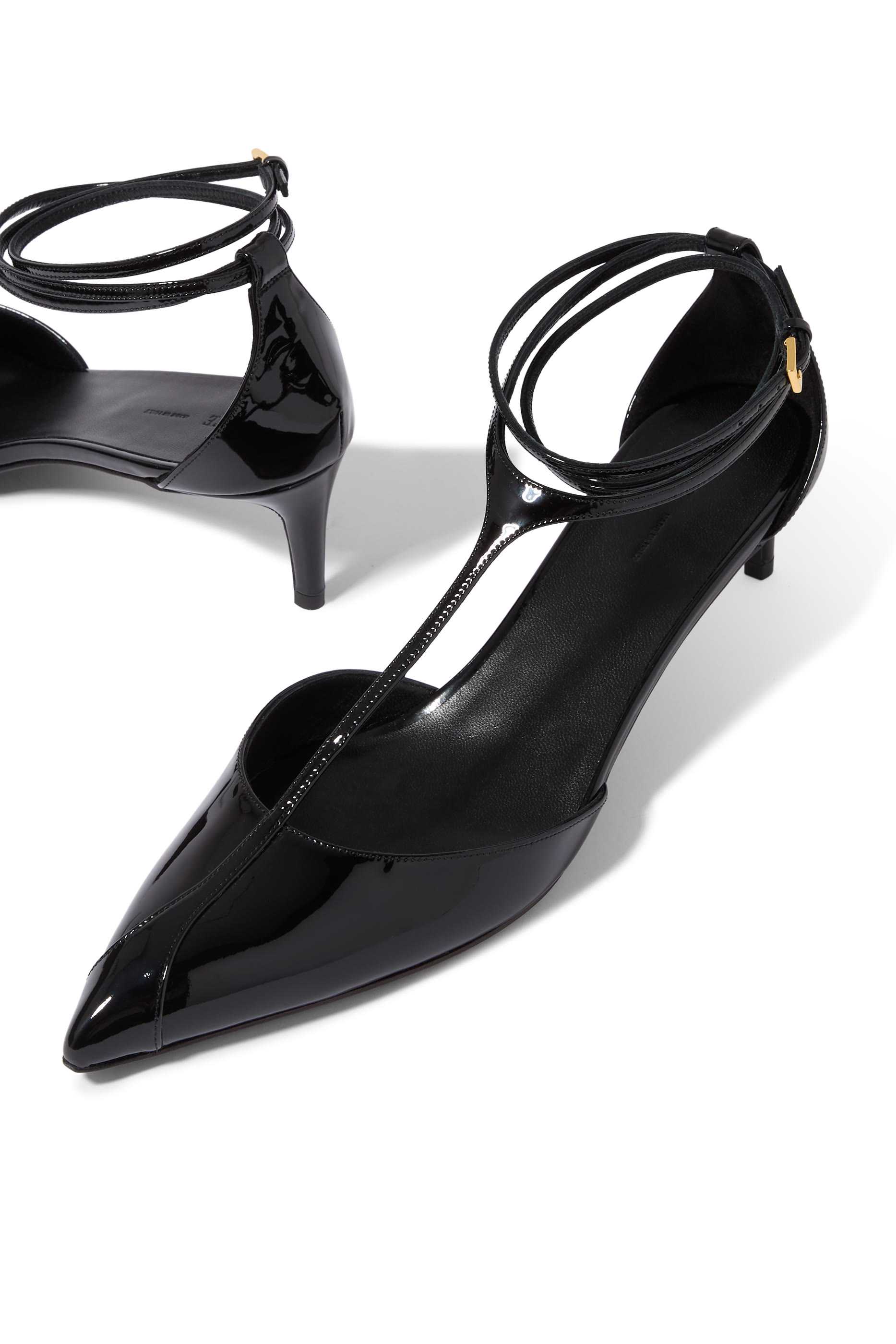 حذاء ميا كلاسيكي 45