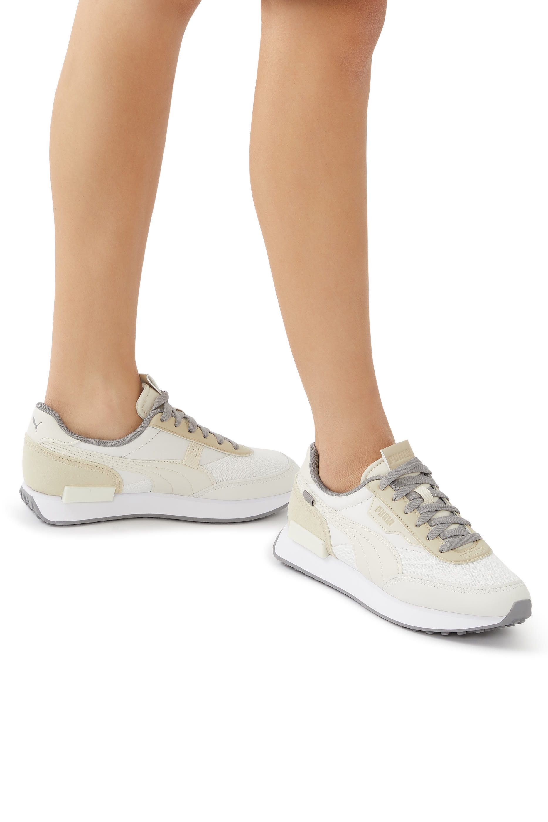 سنيكرز فيوتر رايدر باستيل