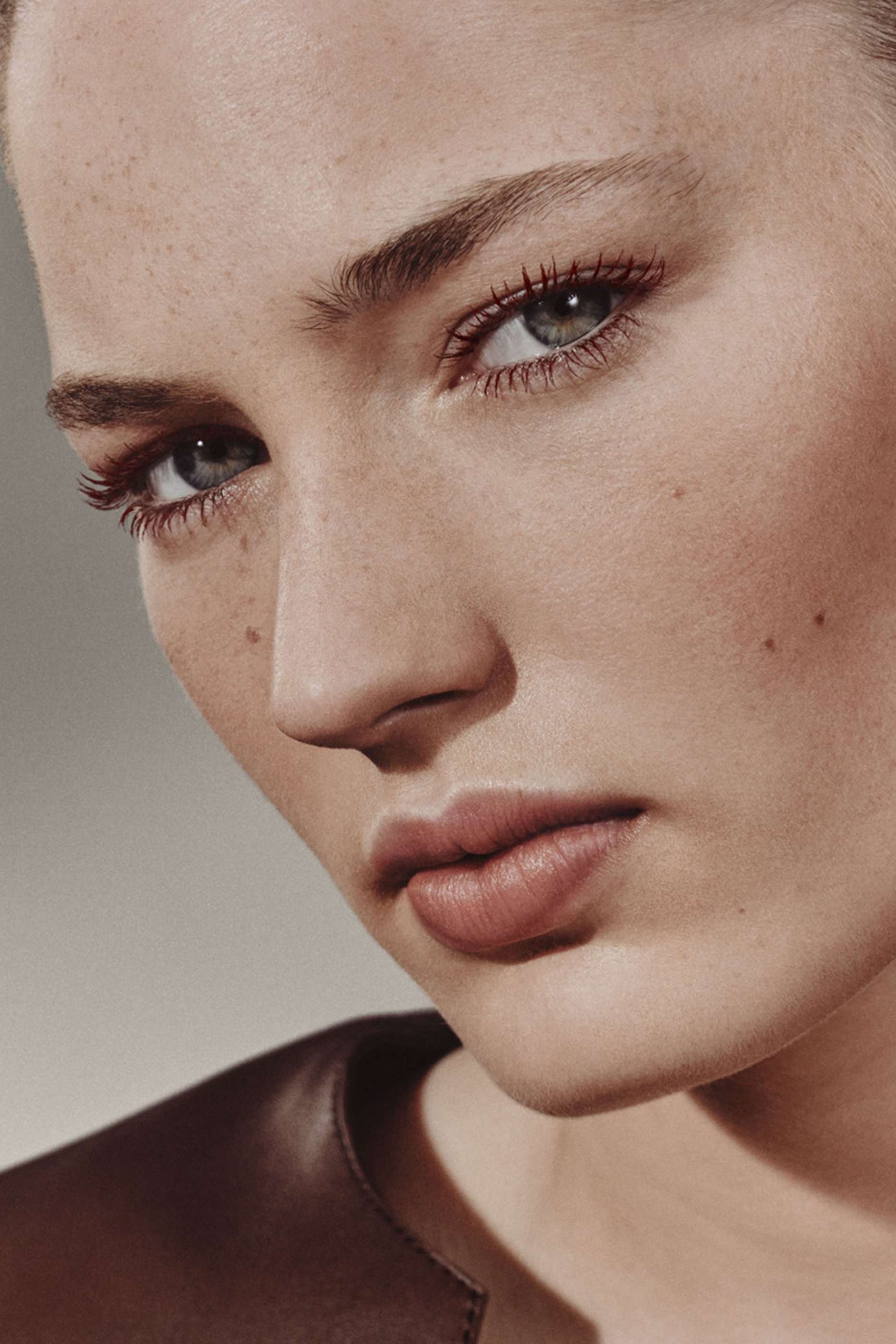 ماسكارا Trait d'Herm&egrave;s, Revitalizing Care