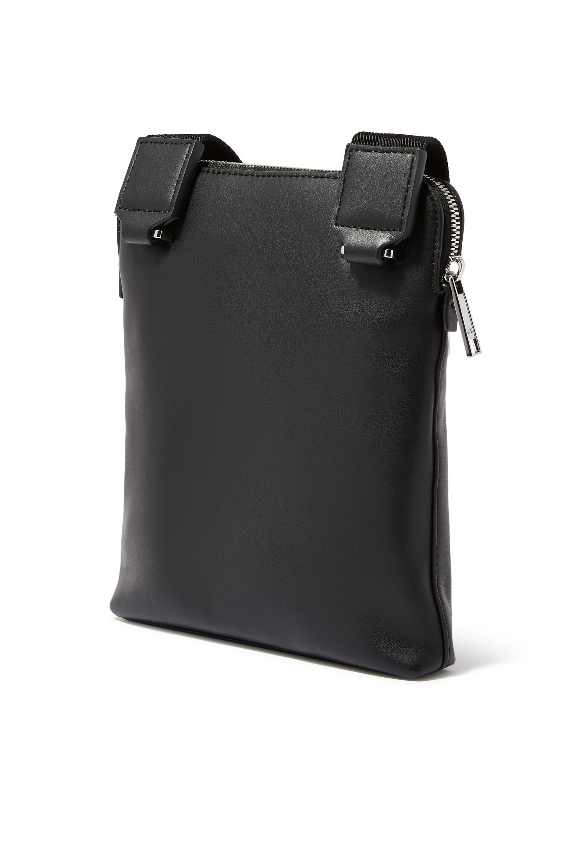 قيبة مخططة بتصميم ظرف نايلون معاد تدويره