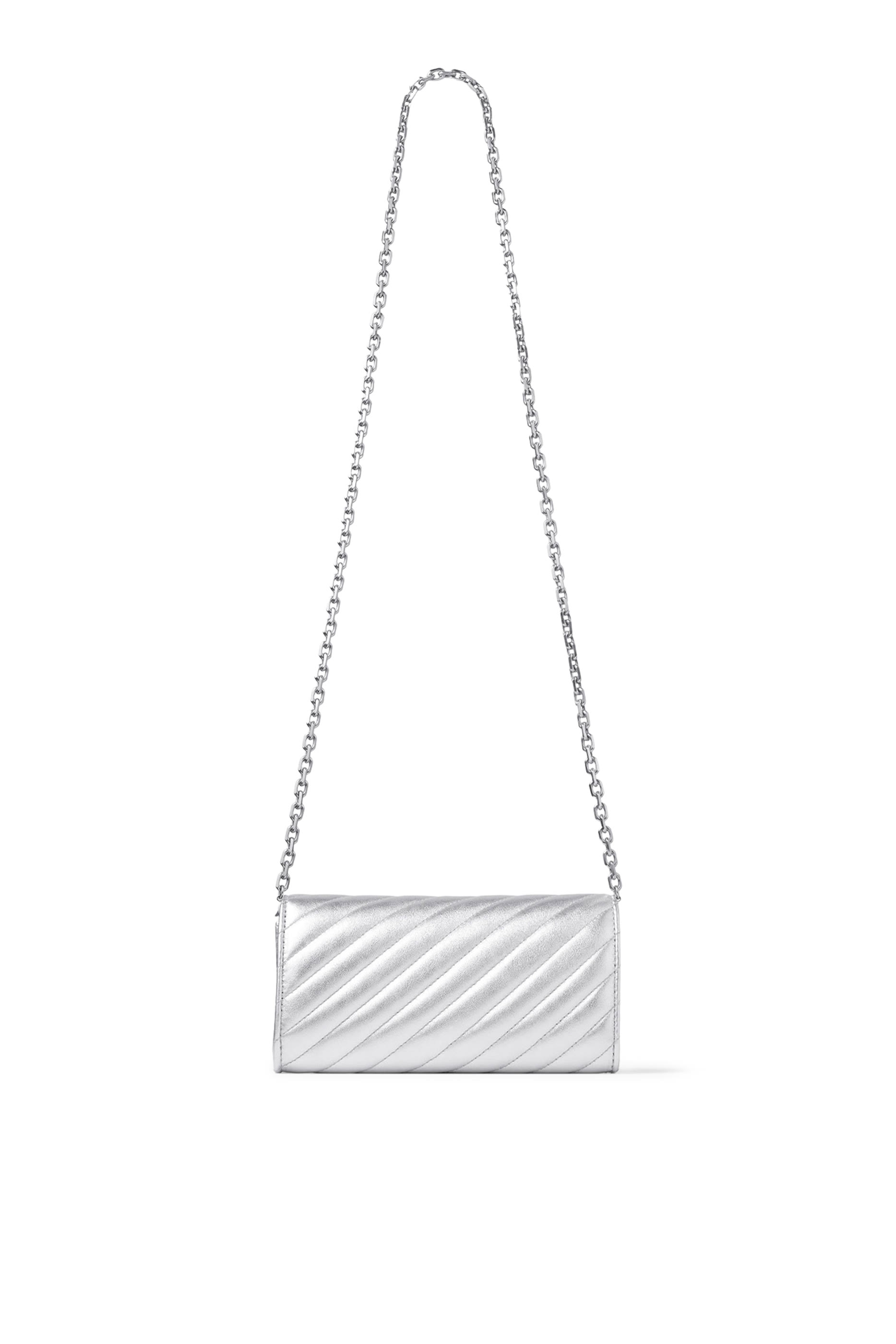 محفظة بحافة مقوسة وحمالة سلسلة