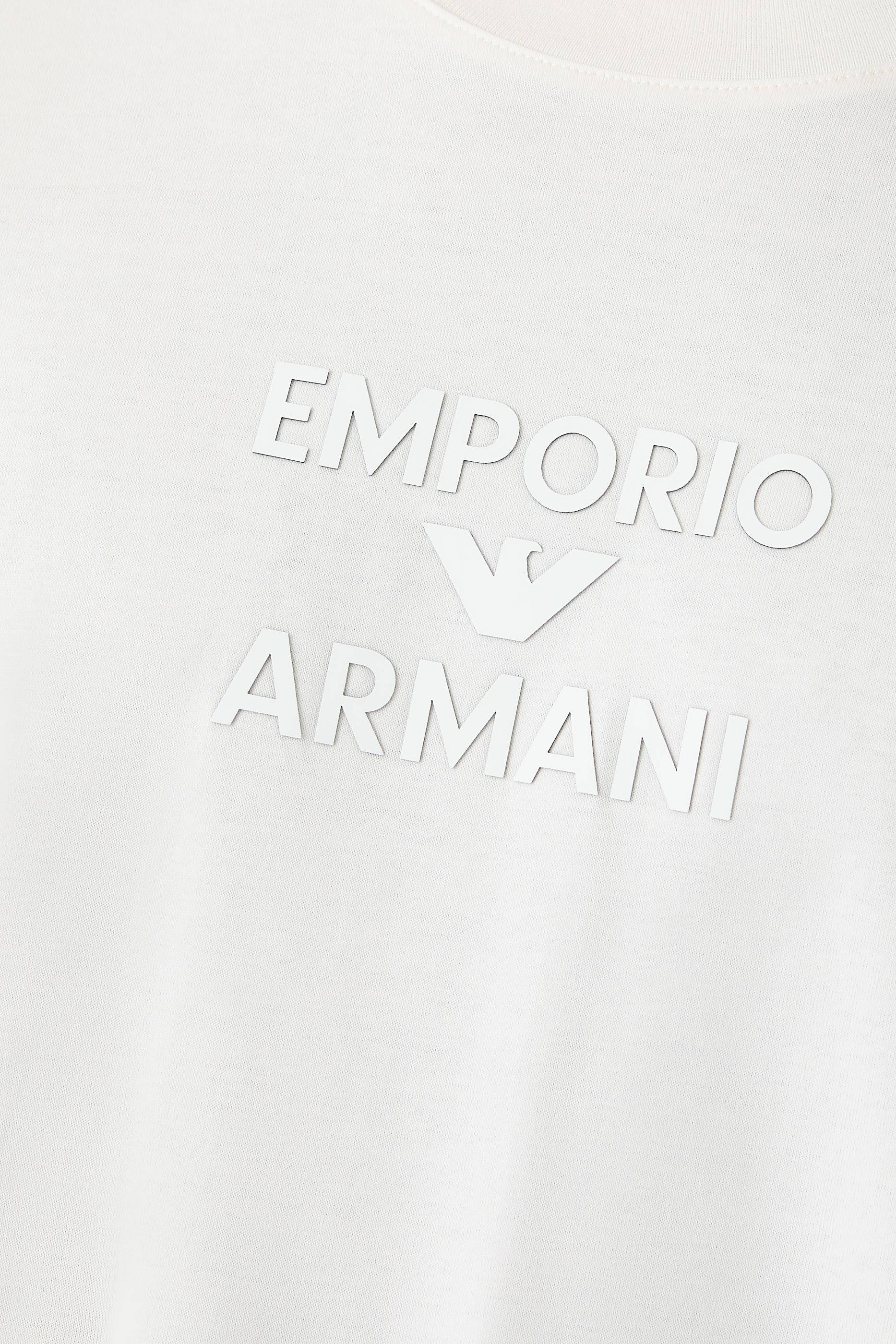 تيشيرت بشعار الماركة قطن