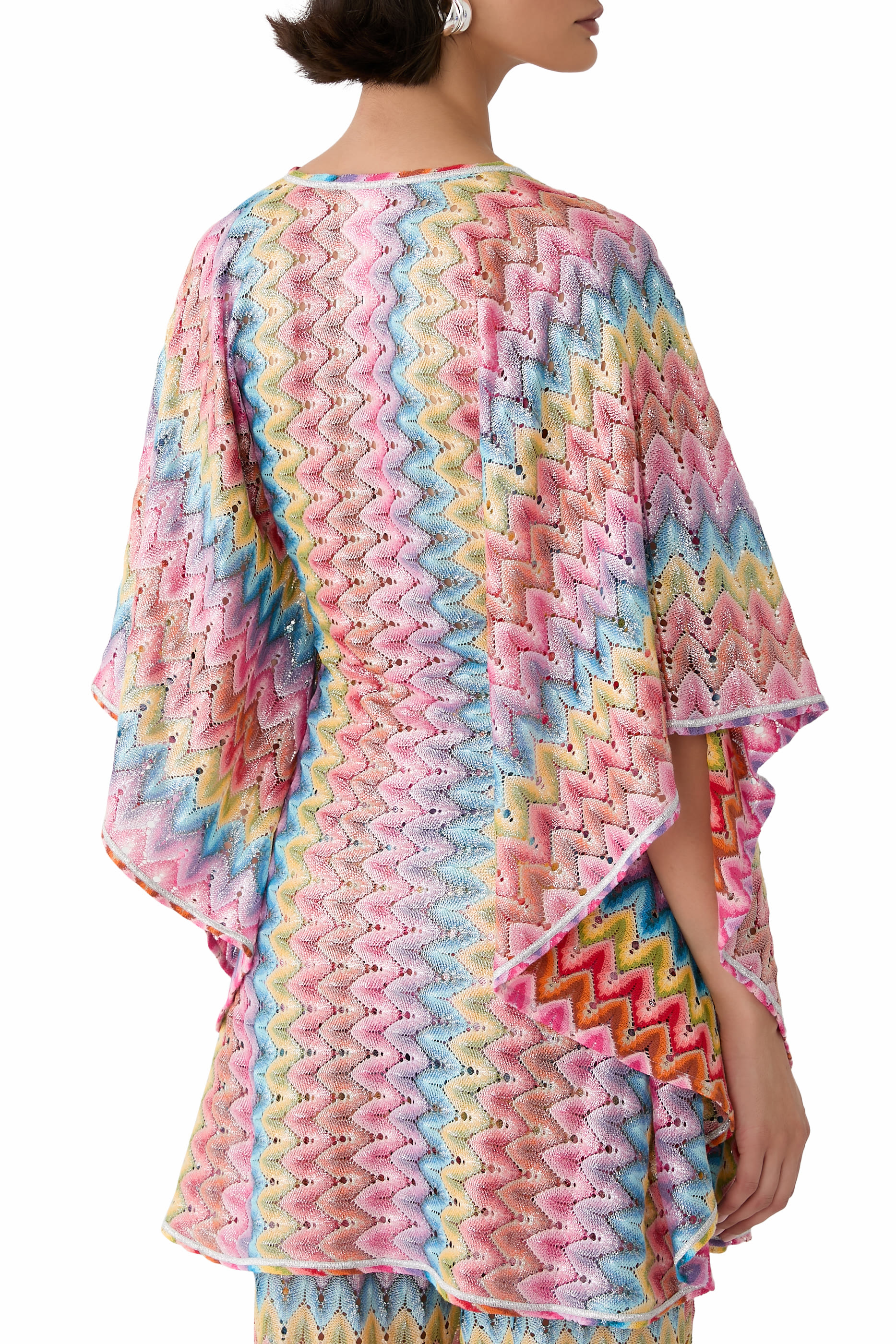 روب قصير بنقشة خطوط متعرجة للإرتداء فوق ملابس السباحة