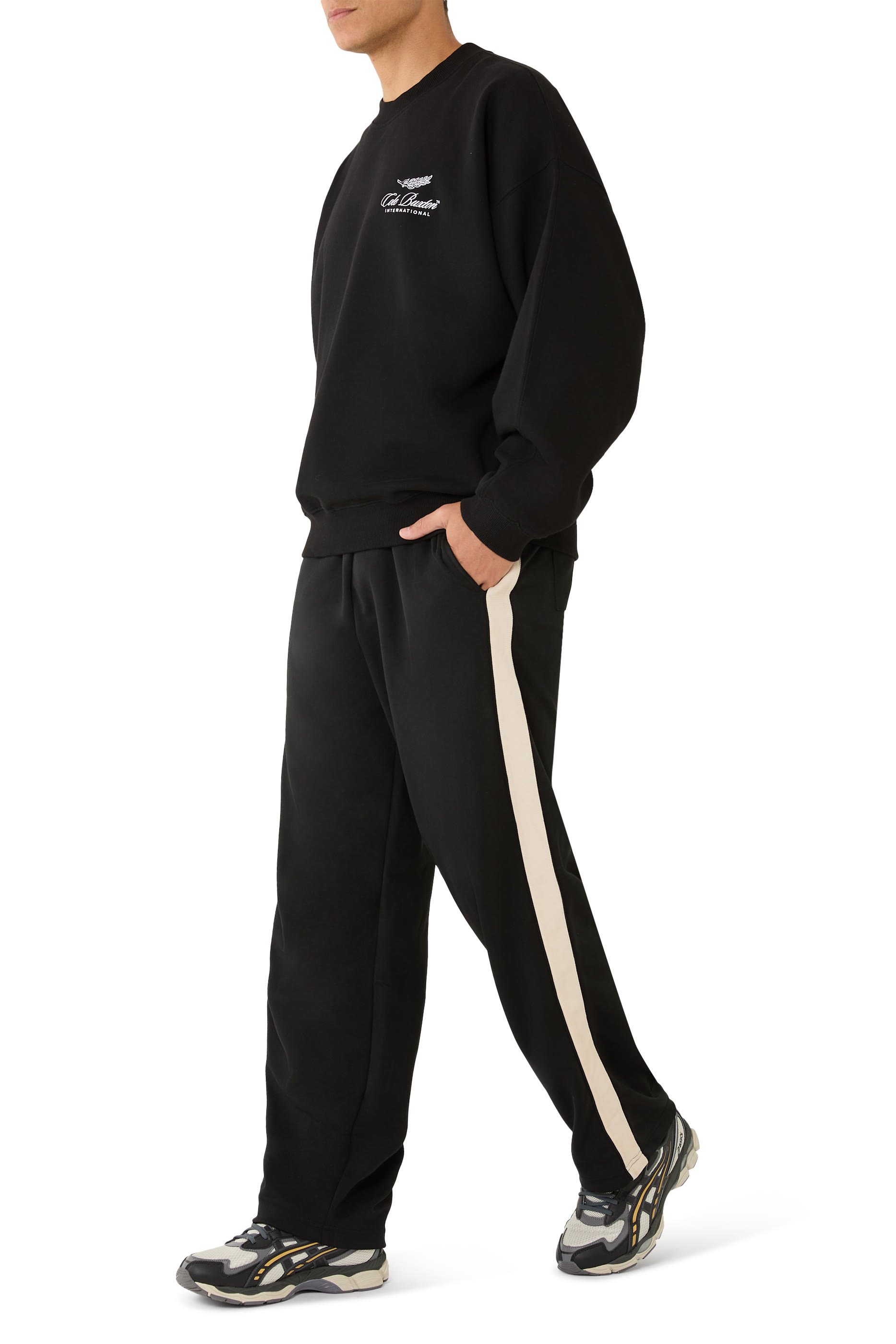 بنطال رياضي كلاسيك