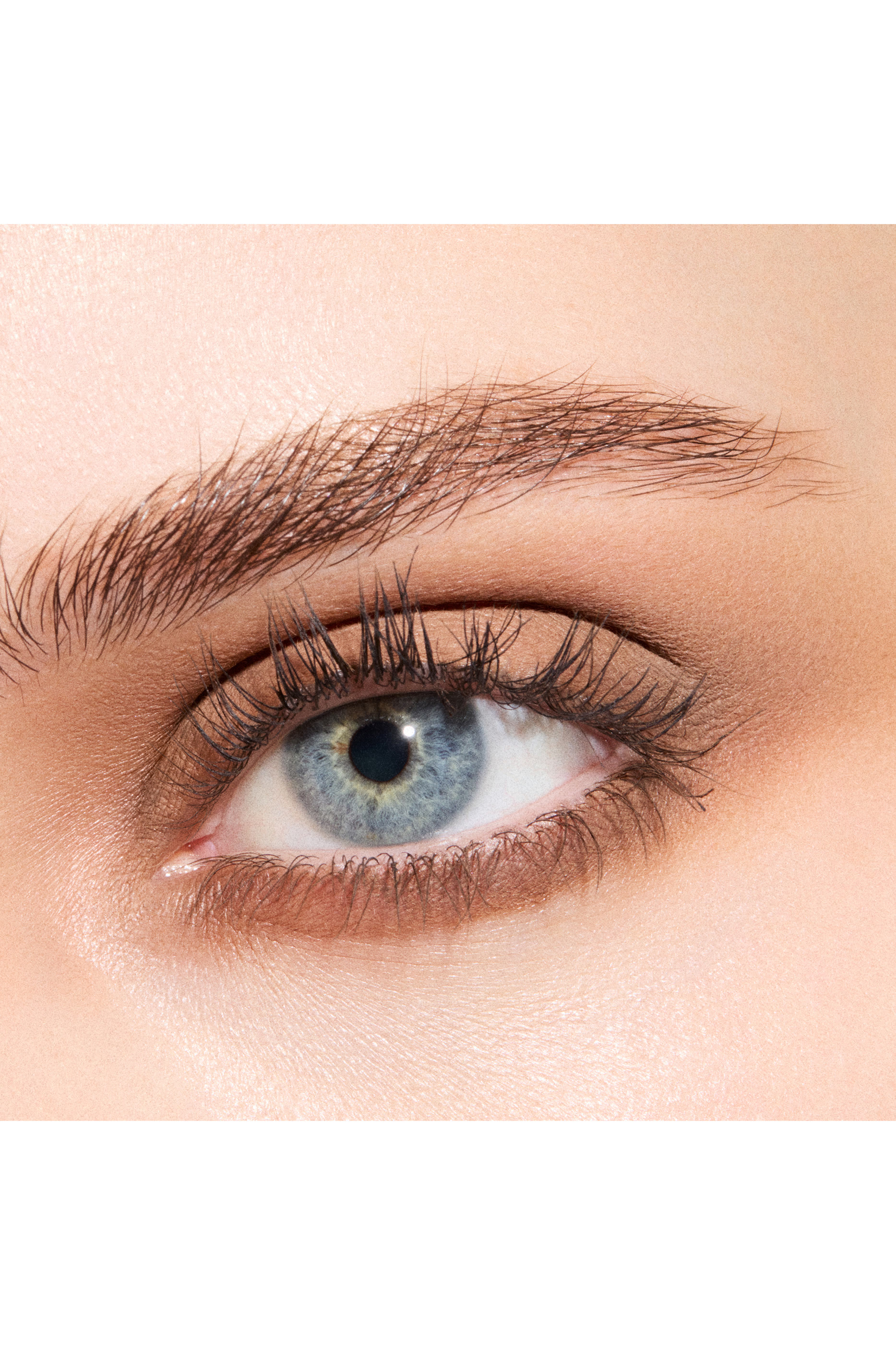 كونتور غير لامع متعدد الاستخدامات بتركيبة سائلة