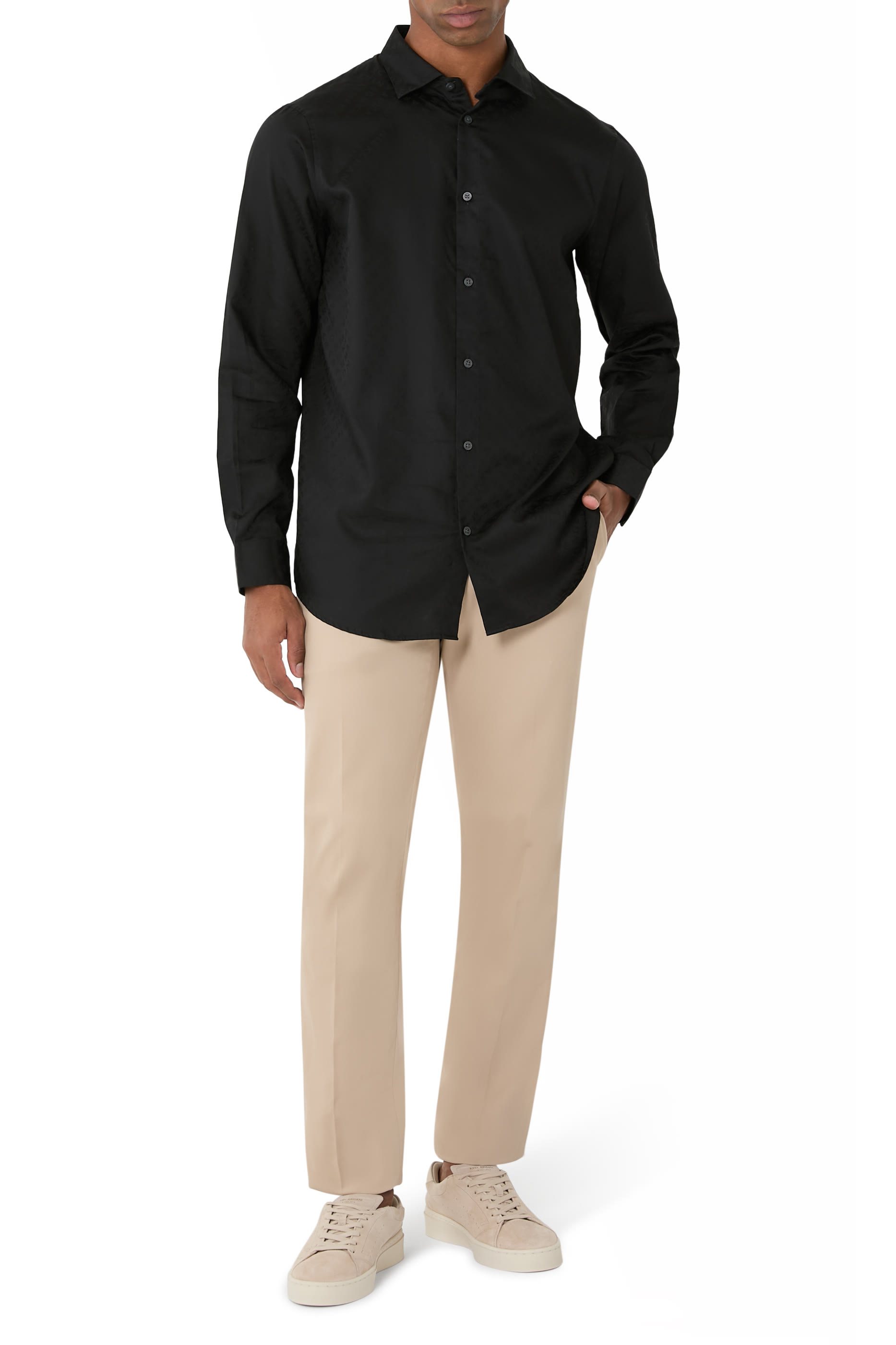 قميص بولو مزين بشعار الماركة بالكامل