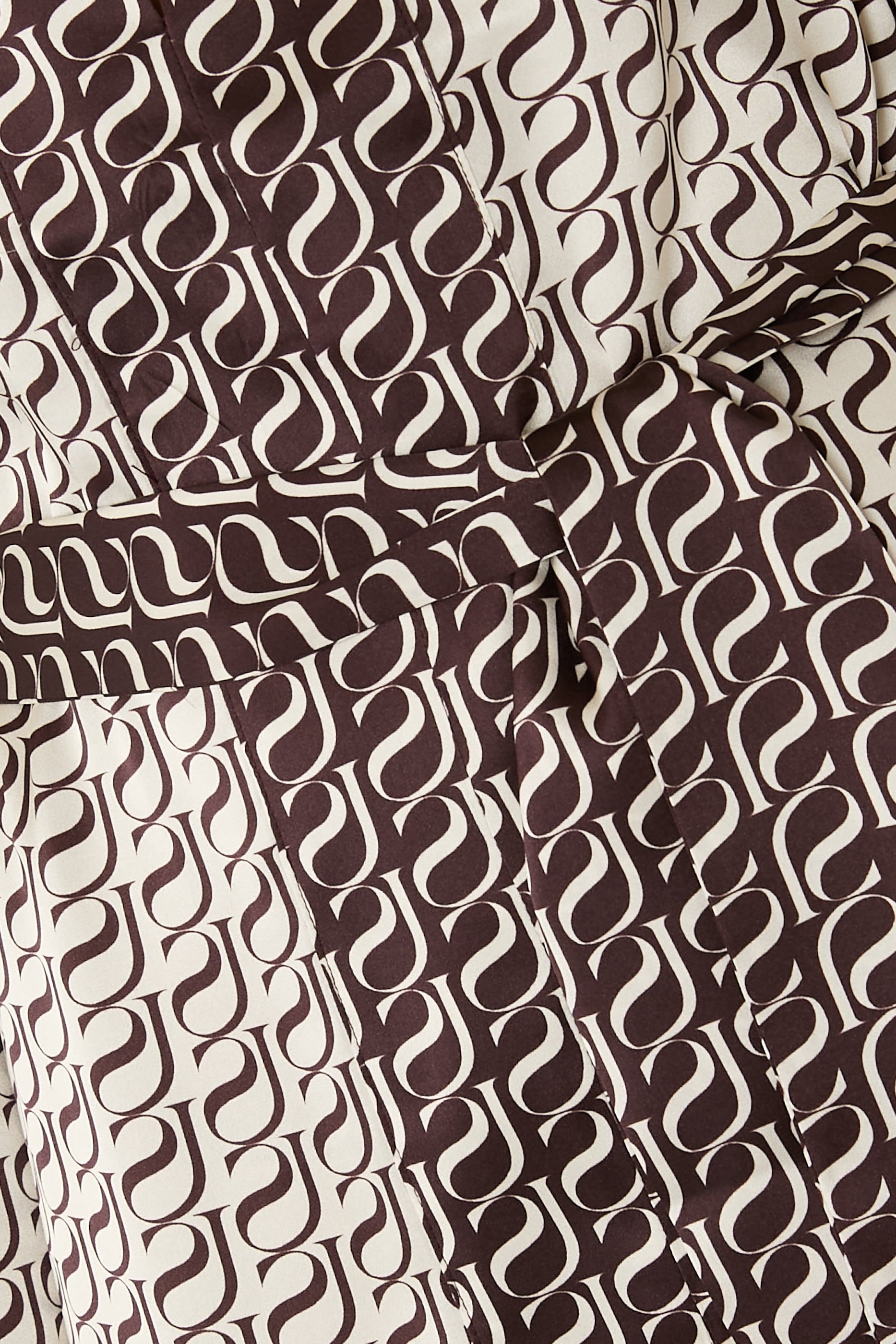 فستان قصير متباين بحروف شعار الماركة