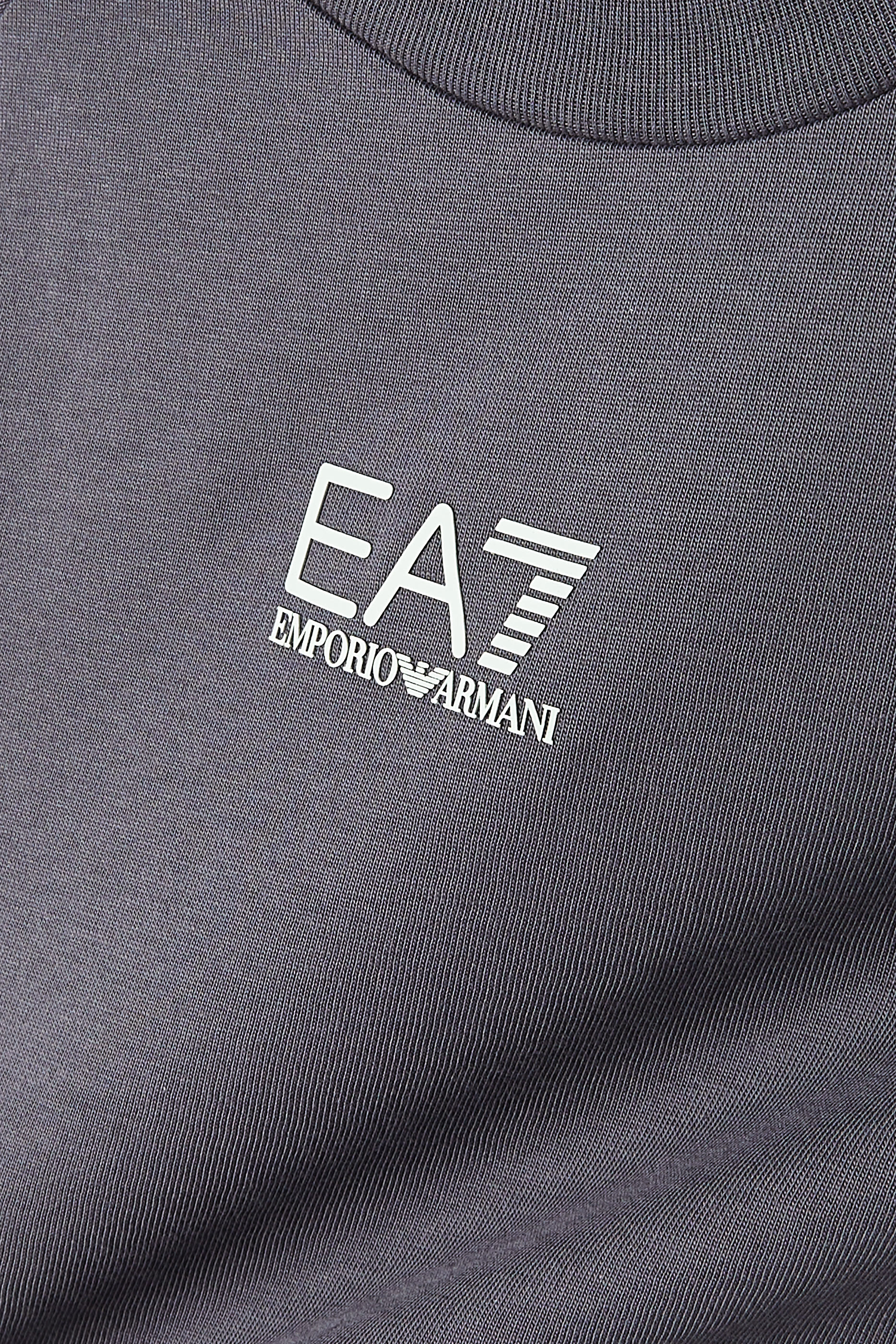 تيشيرت بطبعة شعار 7 خطوط وشعار الماركة