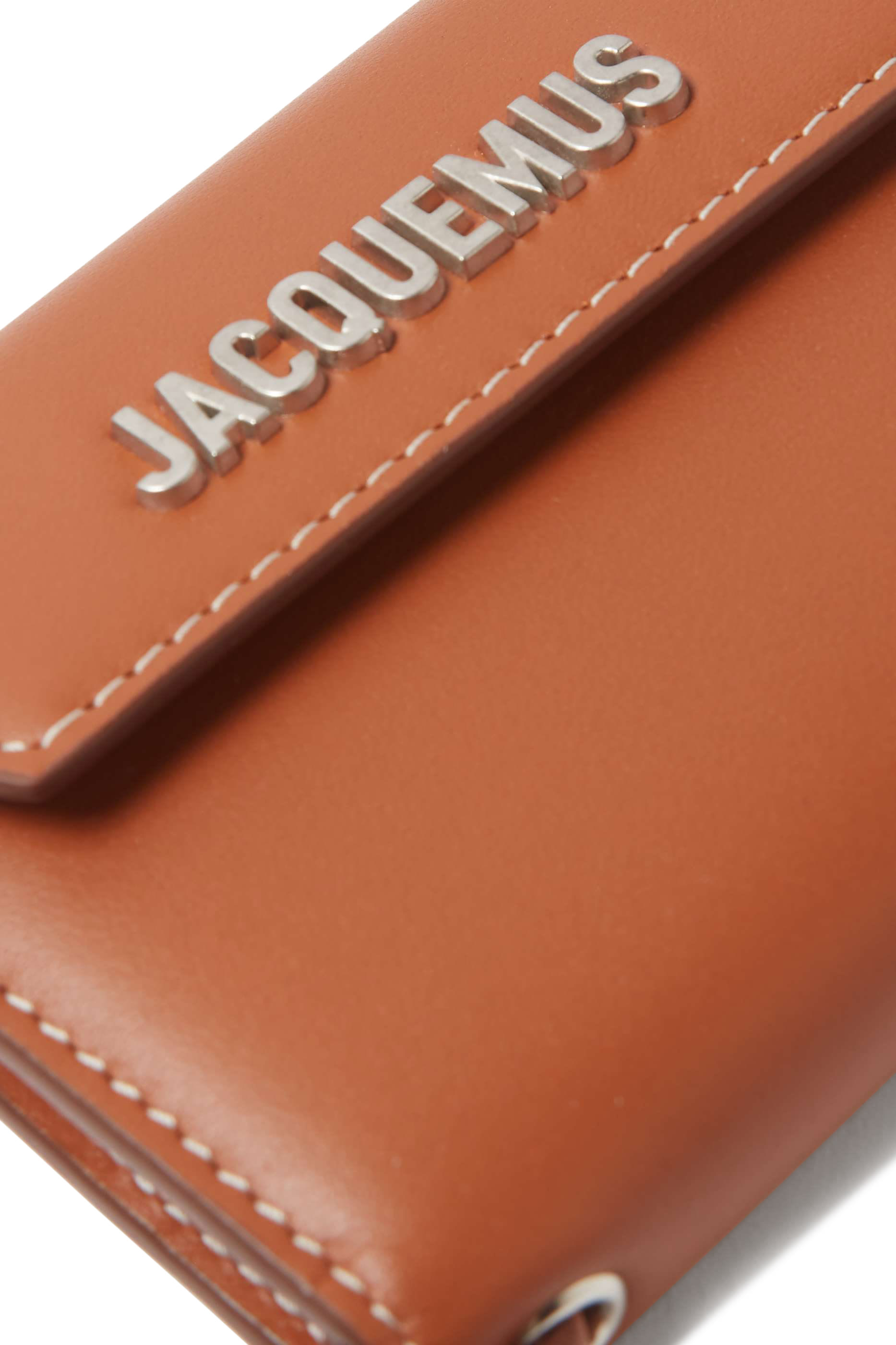 محفظة بتصميم ظرف