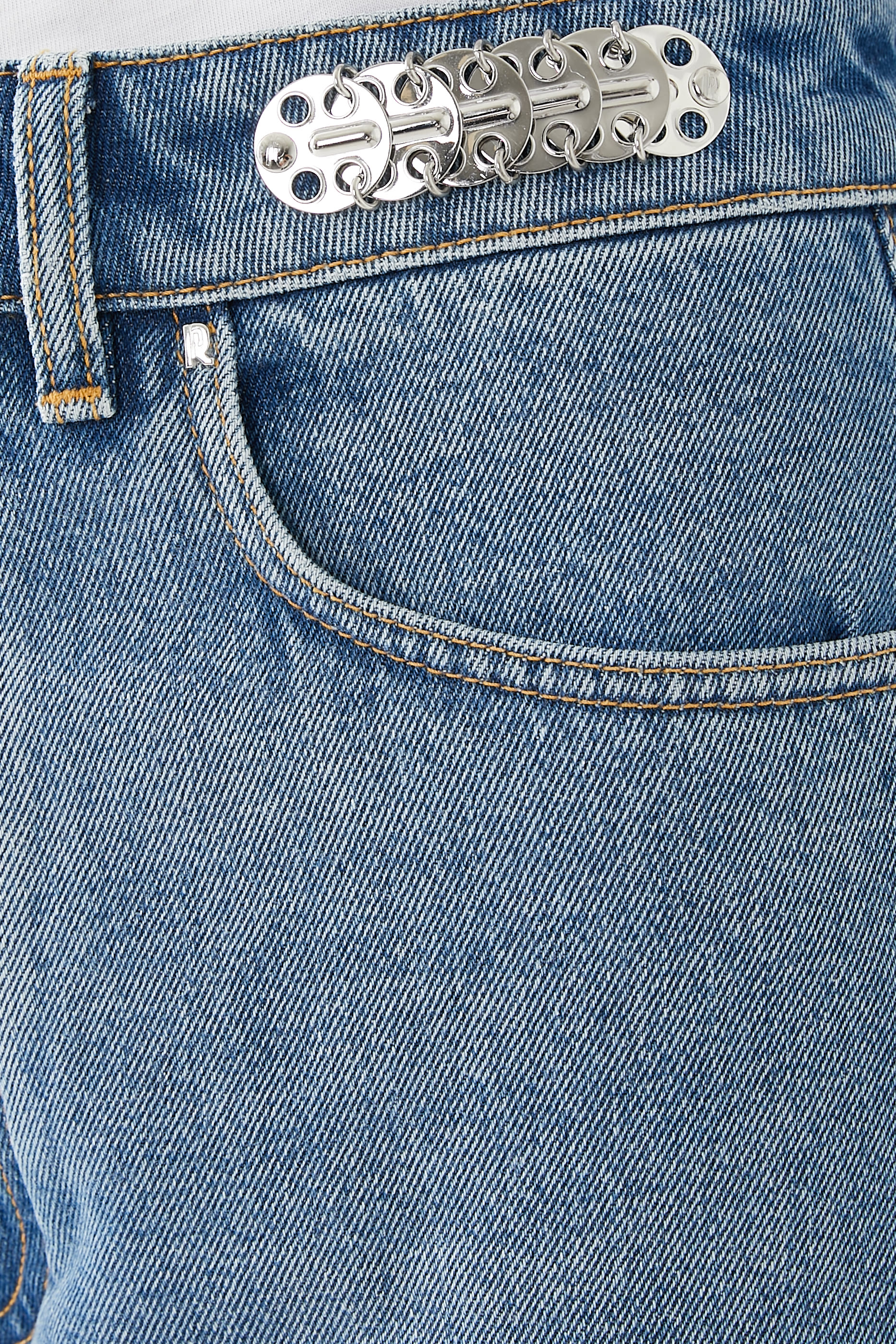 بنطال جينز بخصر مرتفع