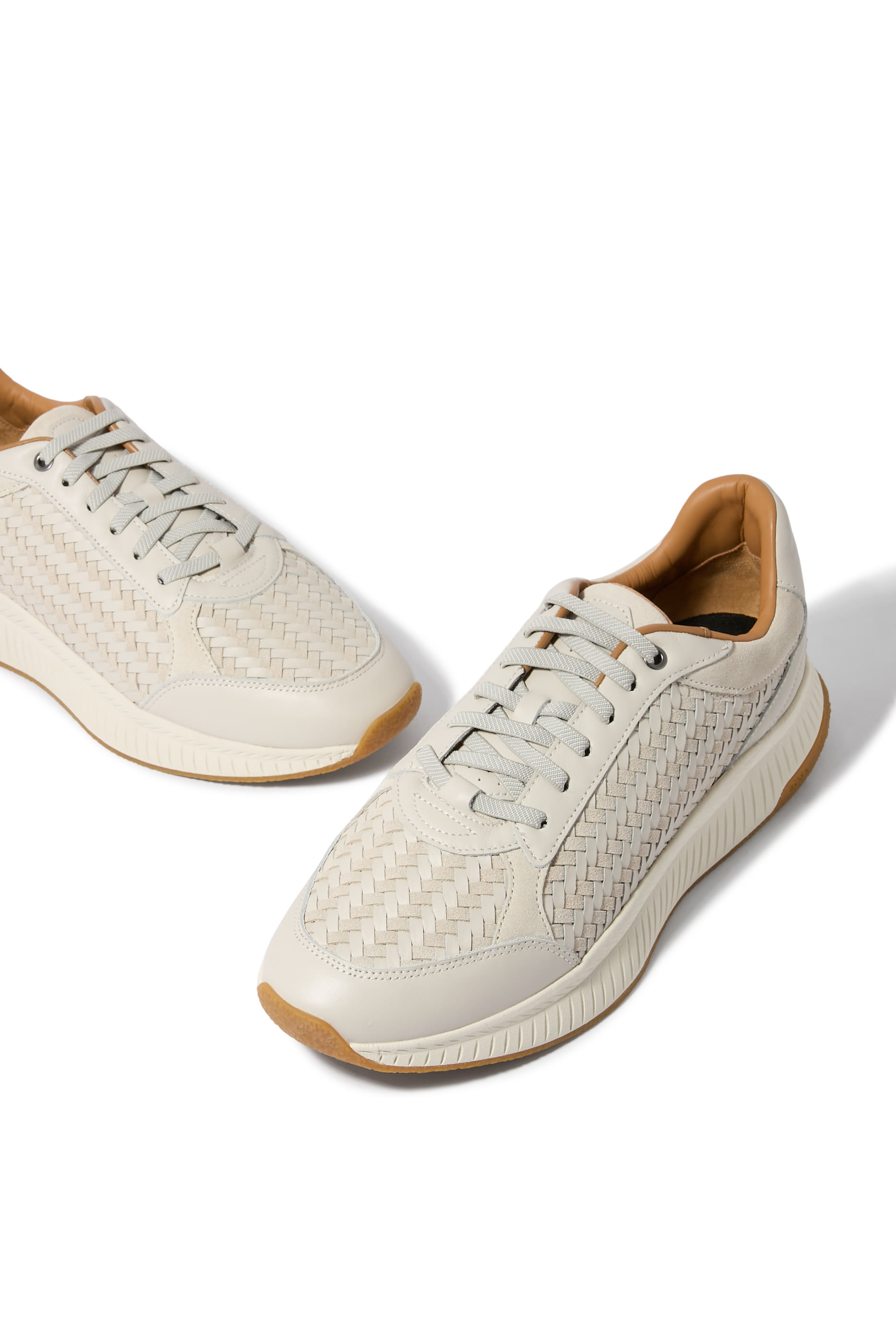 سنيكرز تي تي ان ام ايفو