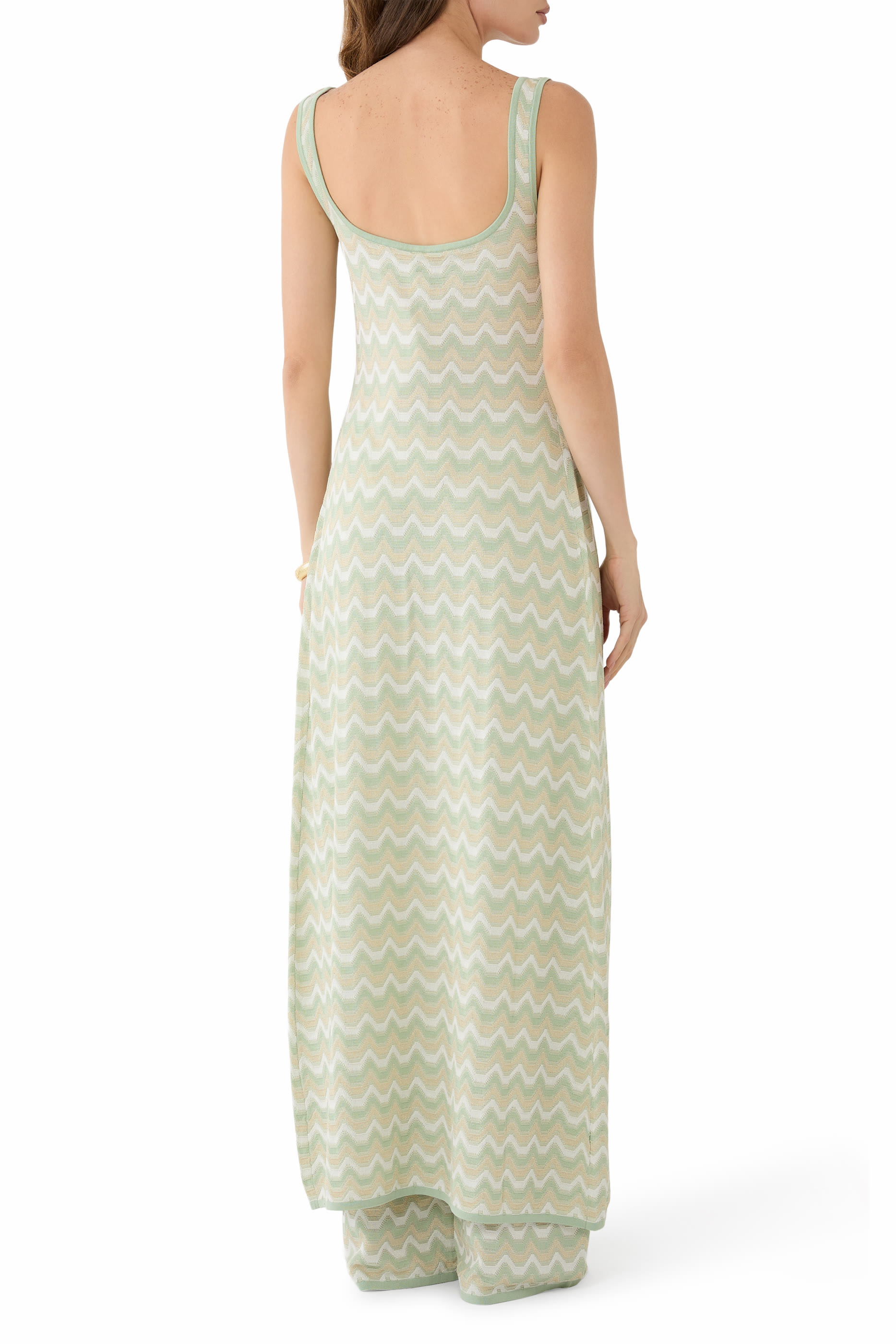 بلوزة فارا طويلة بنقشة خطوط شيفرون