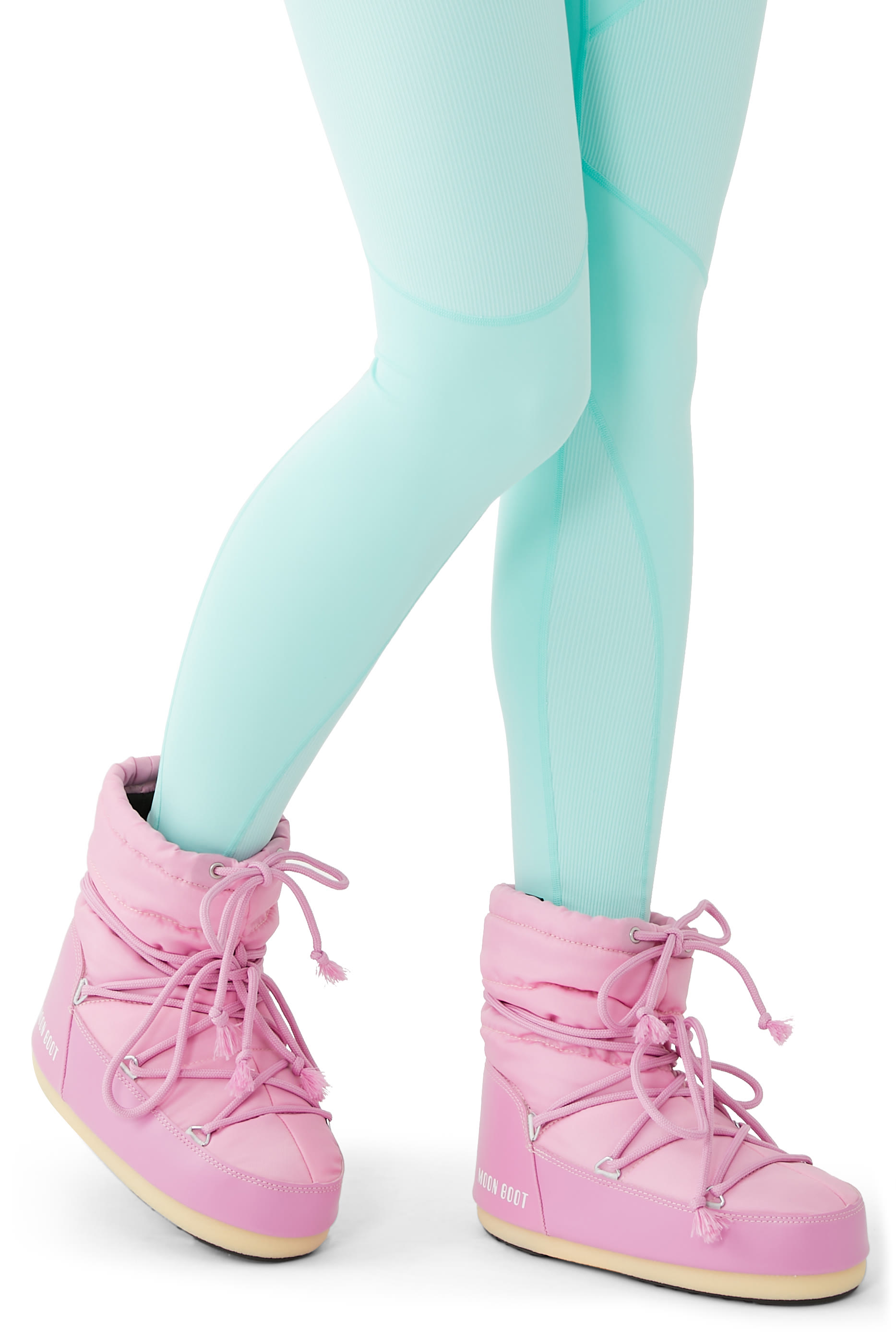 بوت ايكونيك لو نايلون