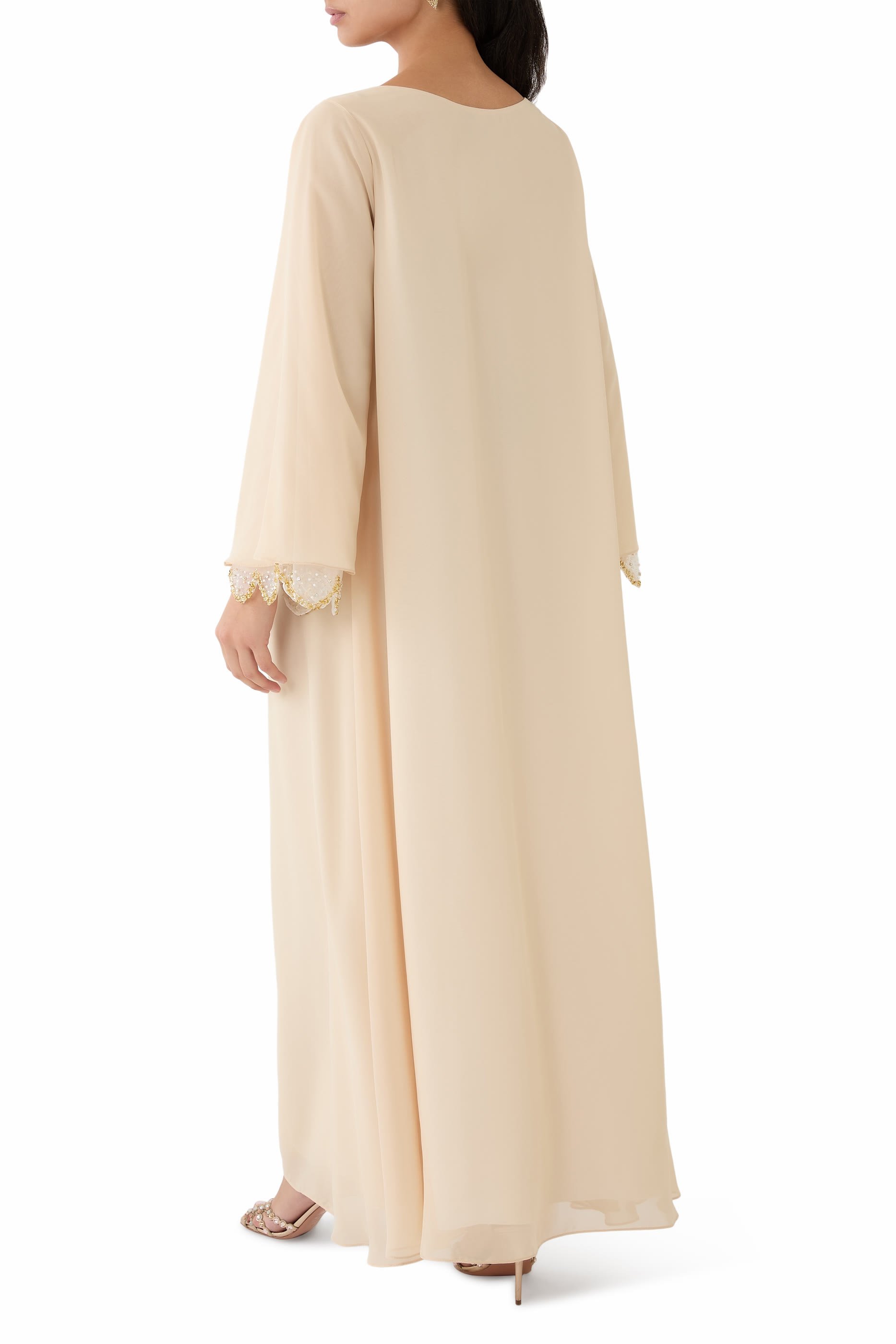 فستان طويل بنقشة صدفية مزينة