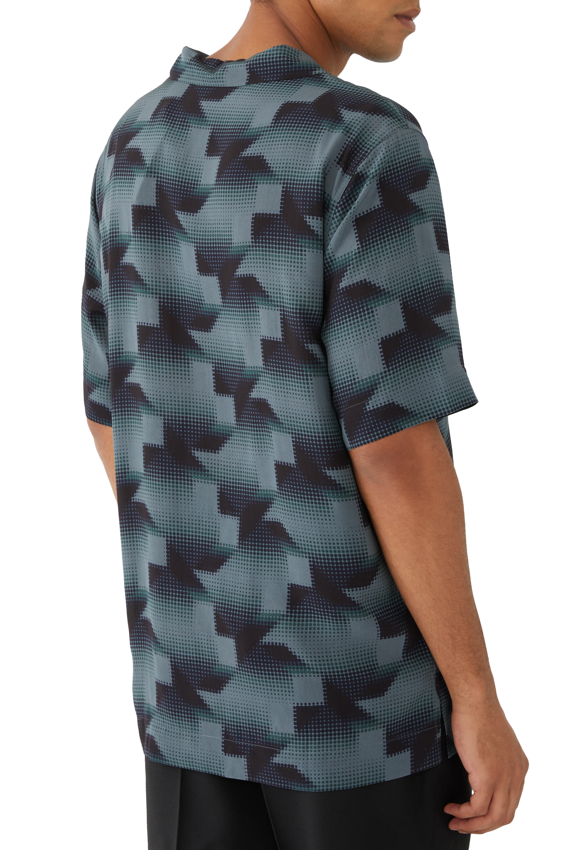 قميص كارلتون