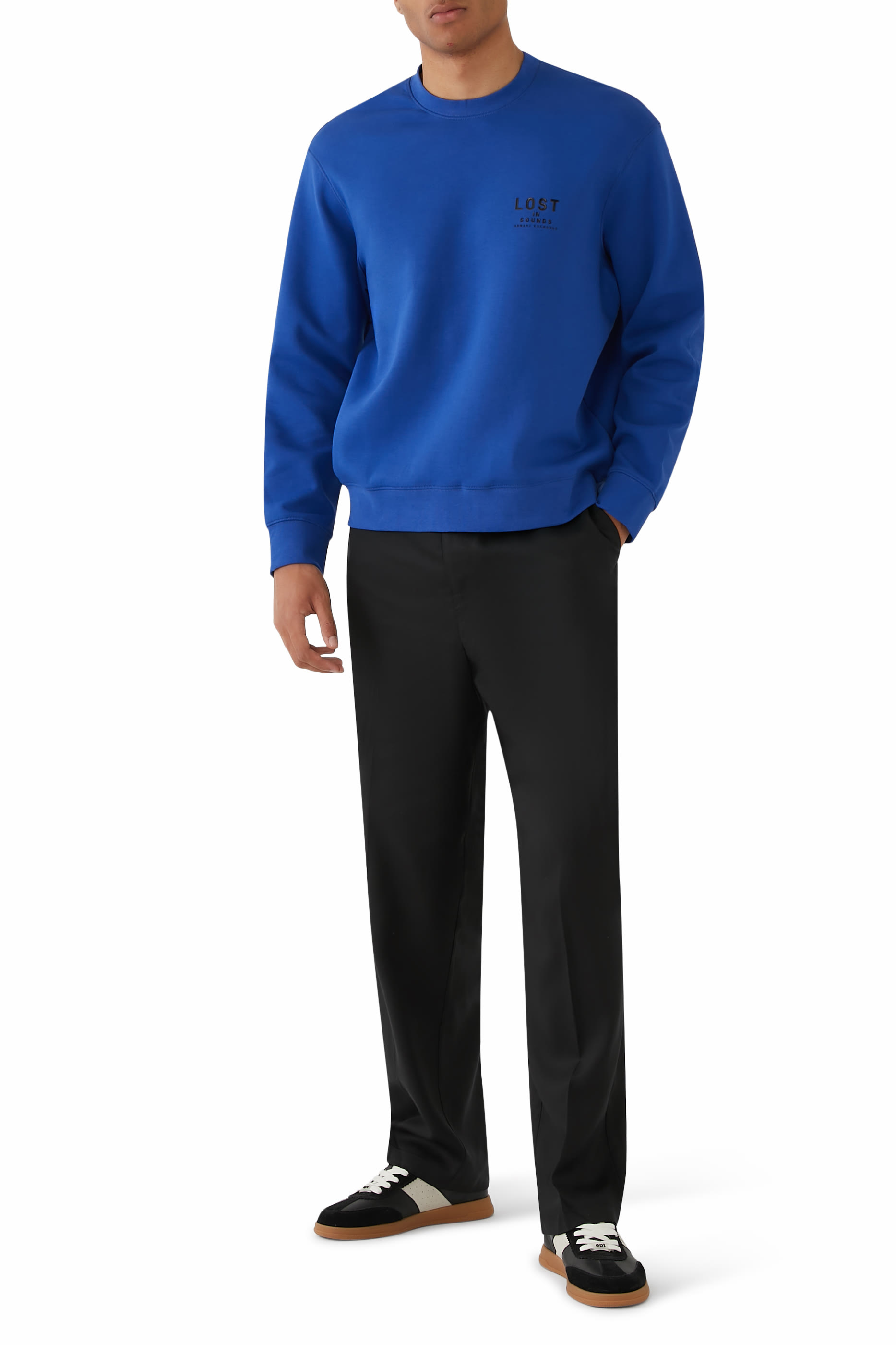 سويت شيرت بأكمام قصيرة