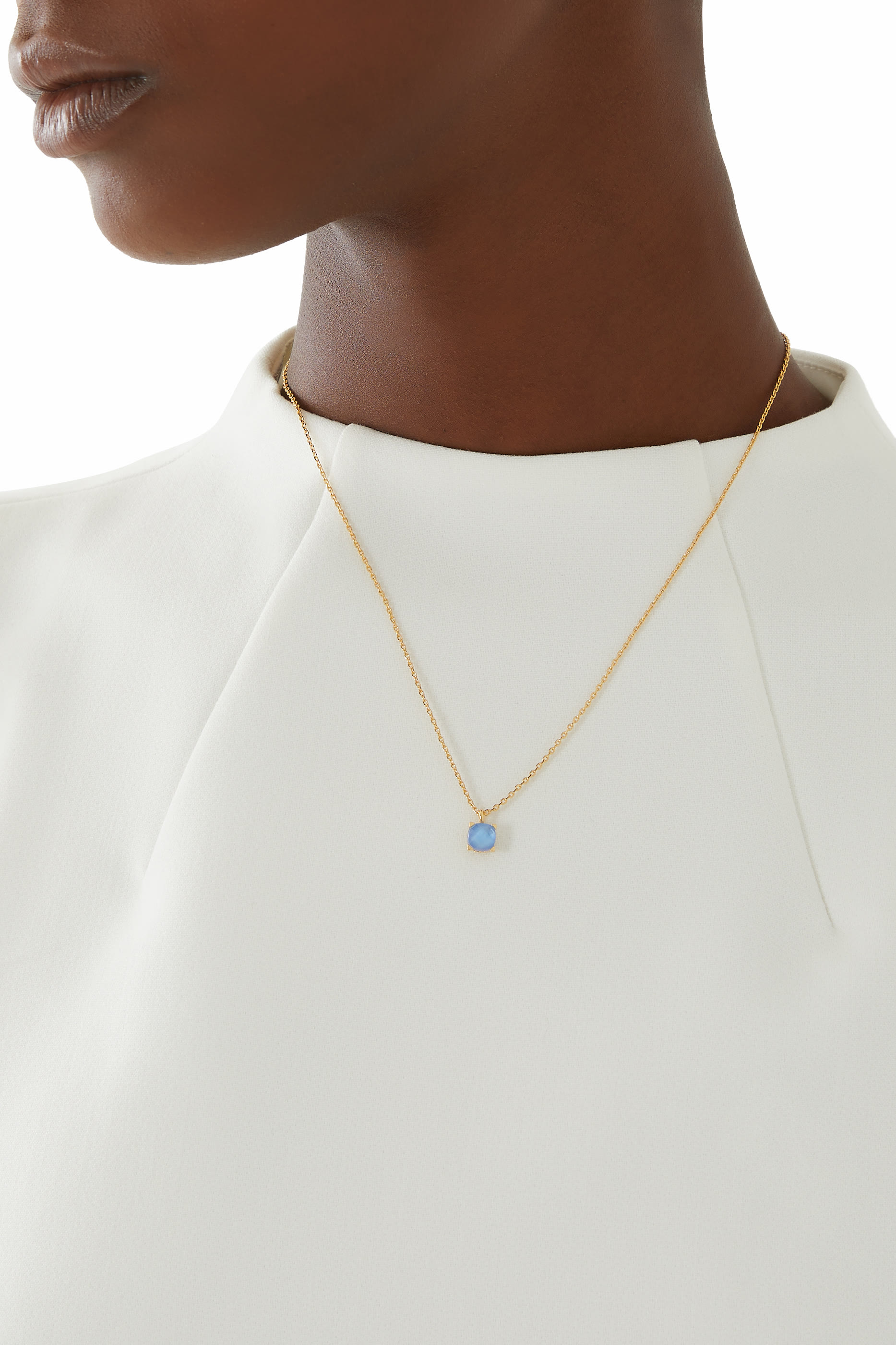 قلادة ليتل لاكشريز بدلاية مربعة مرصعة بأحجار زركونيا مكعبة نحاس مطلي